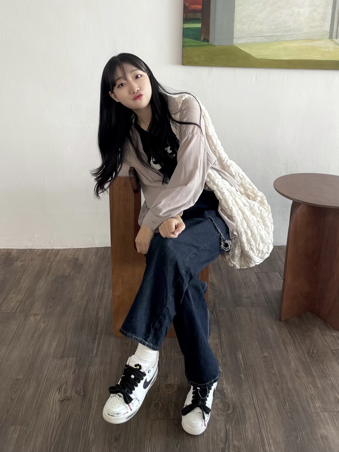 Nike x Peaceminusone Air Force 1 Low Para-Noise 2.0, COS Quilted Oversized Shoulder Bag Off White Light Beige 착용 스타일