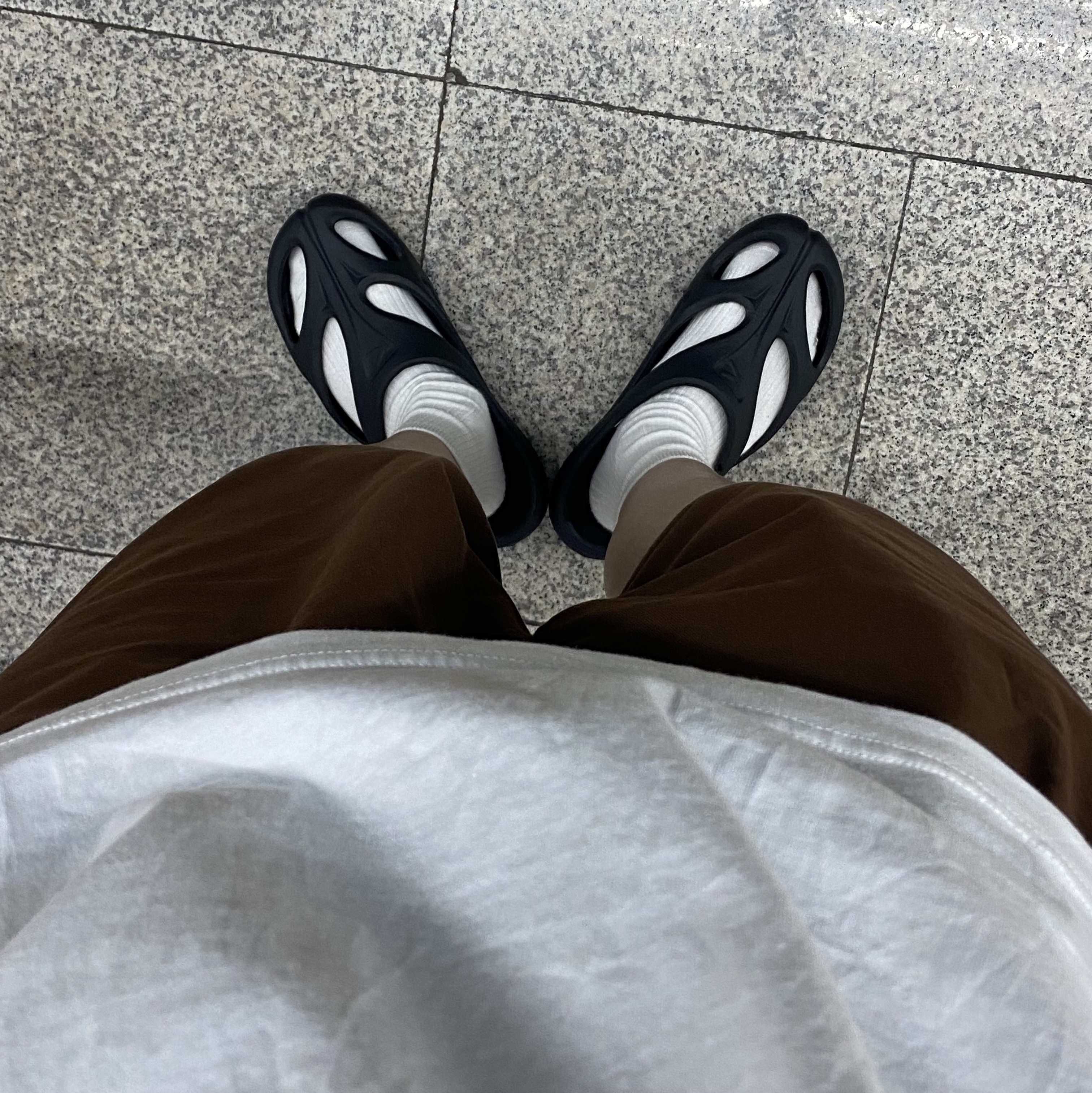 Keen Shanti Black Dawn Blue 착용 스타일 - 2
