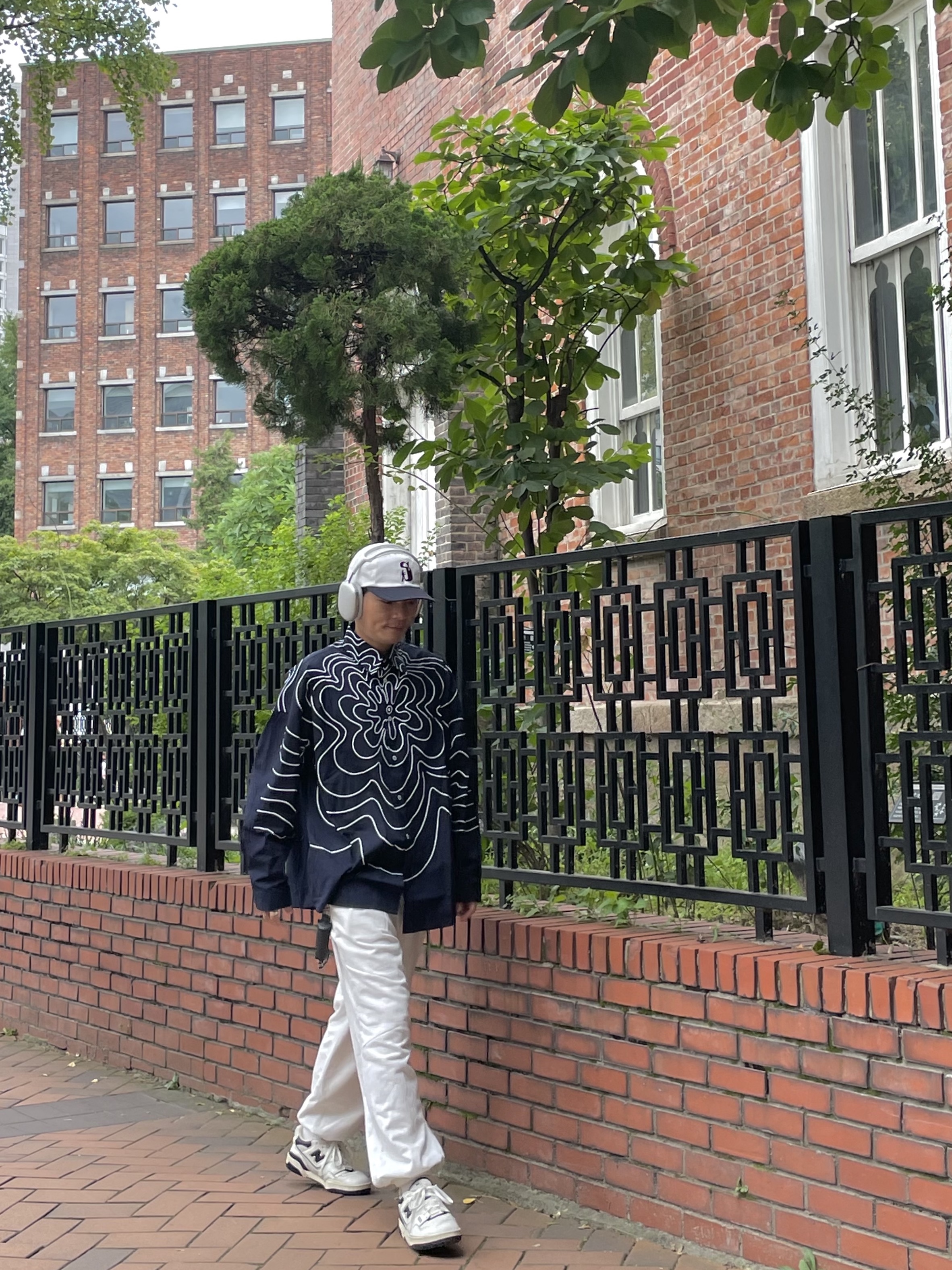 New Balance x Aime Leon Dore 550 Navy, Apple AirPods Max Lightning Silver (Korean Ver.) 착용 스타일 - 2