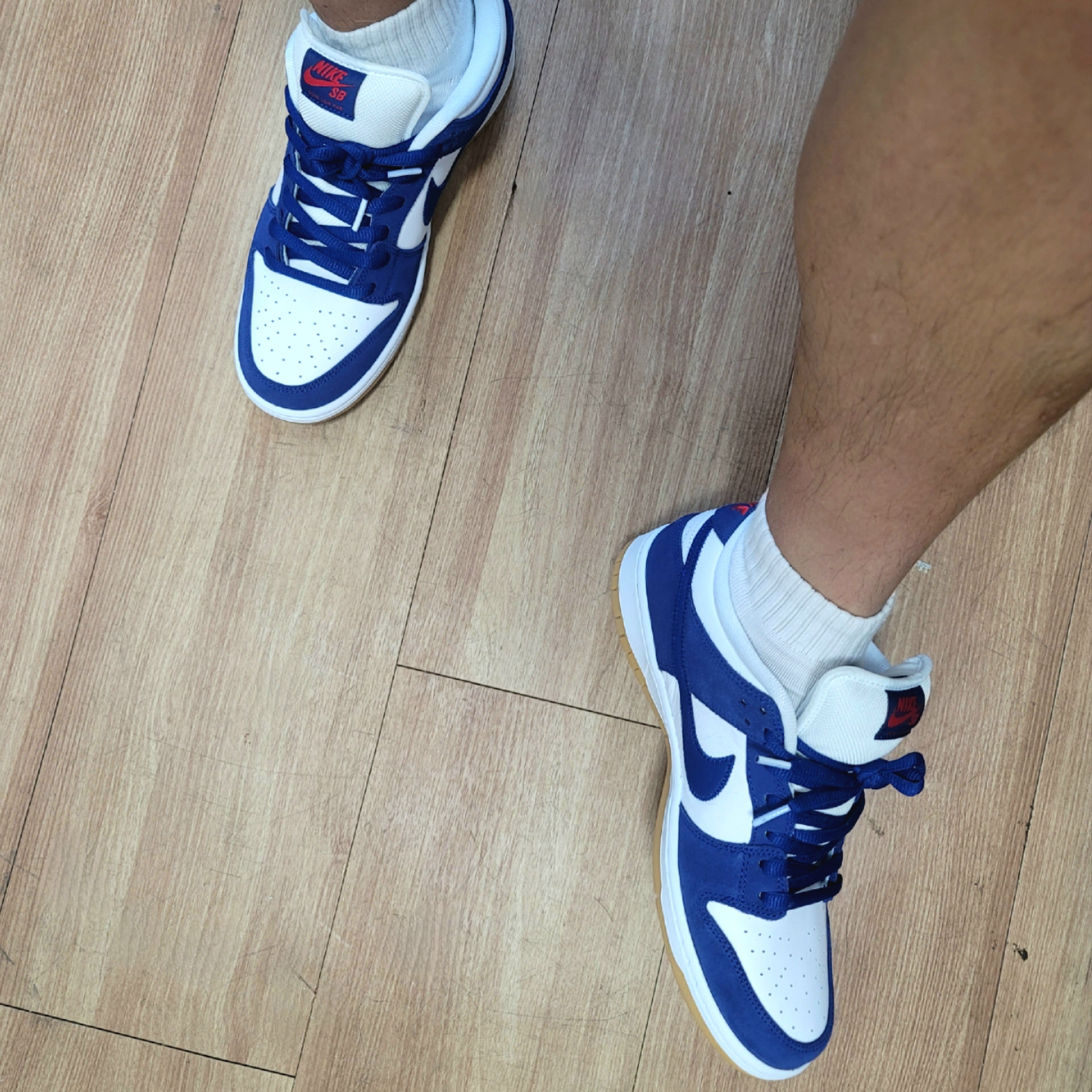 Nike SB Dunk Low Pro Premium Deep Royal Blue 착용 스타일