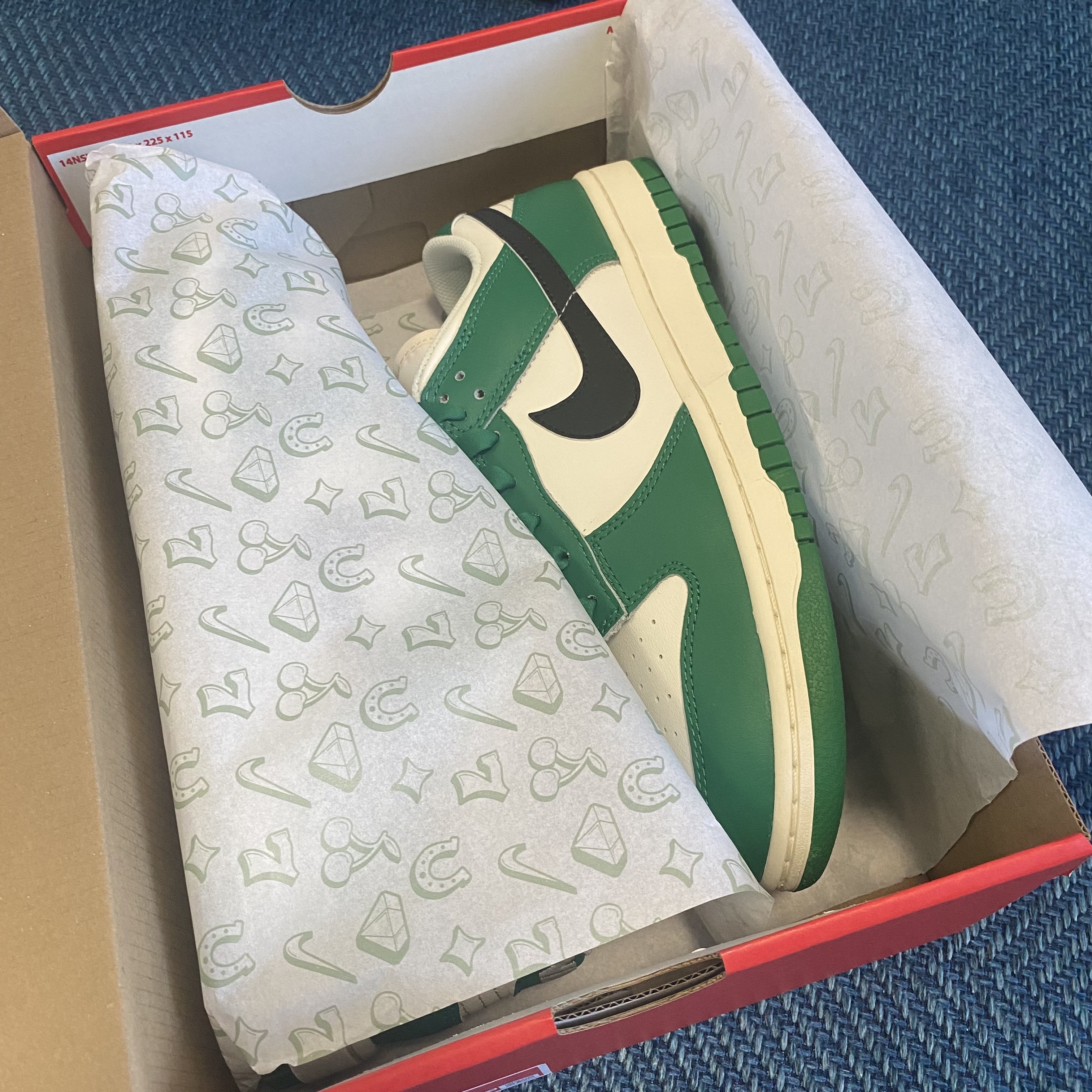 Nike Dunk Low Retro SE Jackpot Malachite 착용 스타일 - 1