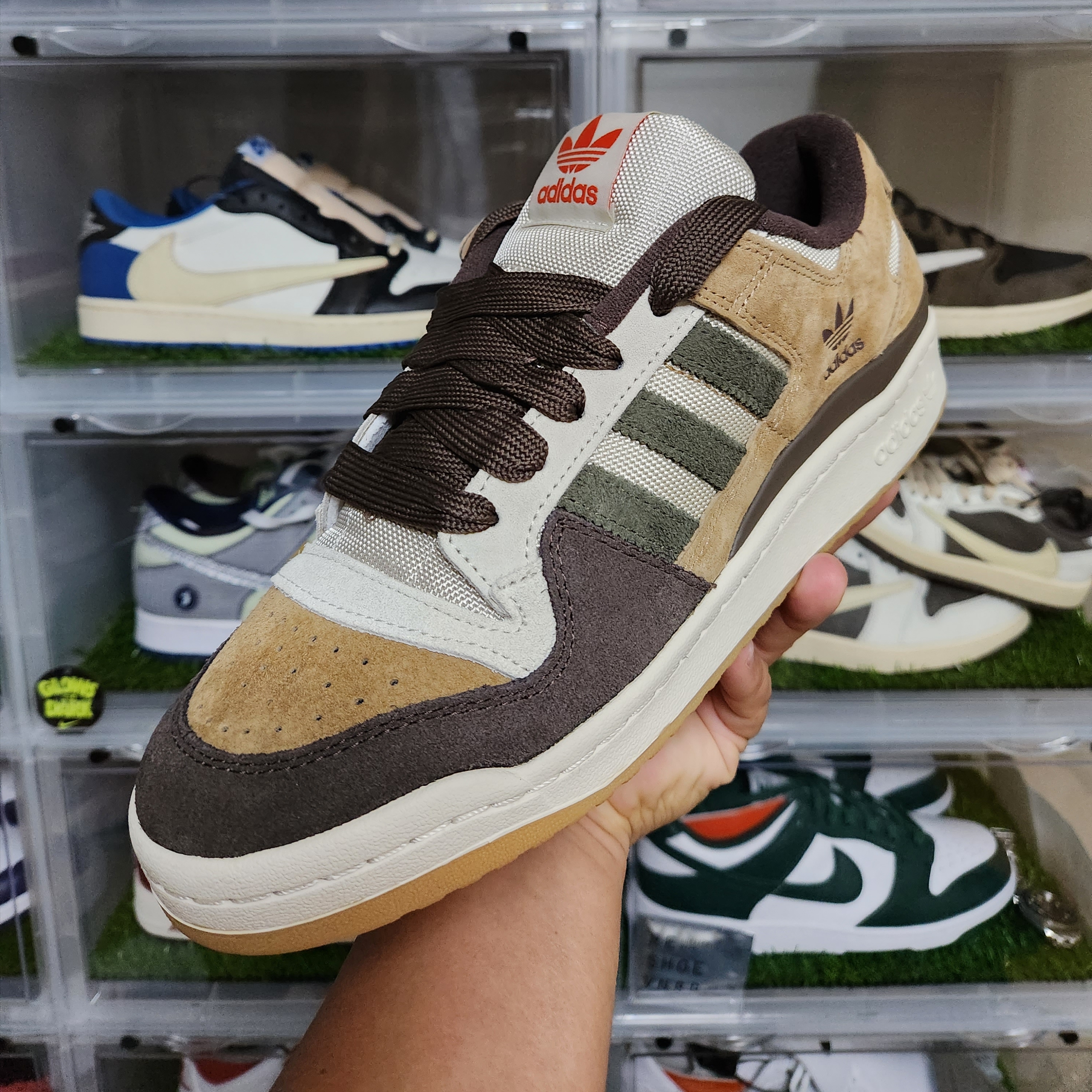 Adidas OG Forum 84 Low Alumina Branch 착용 스타일 - 2