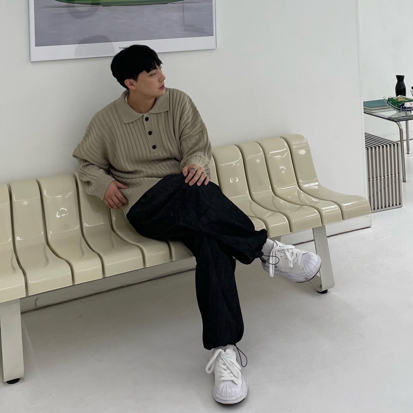 Maison Mihara Yasuhiro Blakey OG Sole Canvas Low-top Sneakers White 착용 스타일 - 1