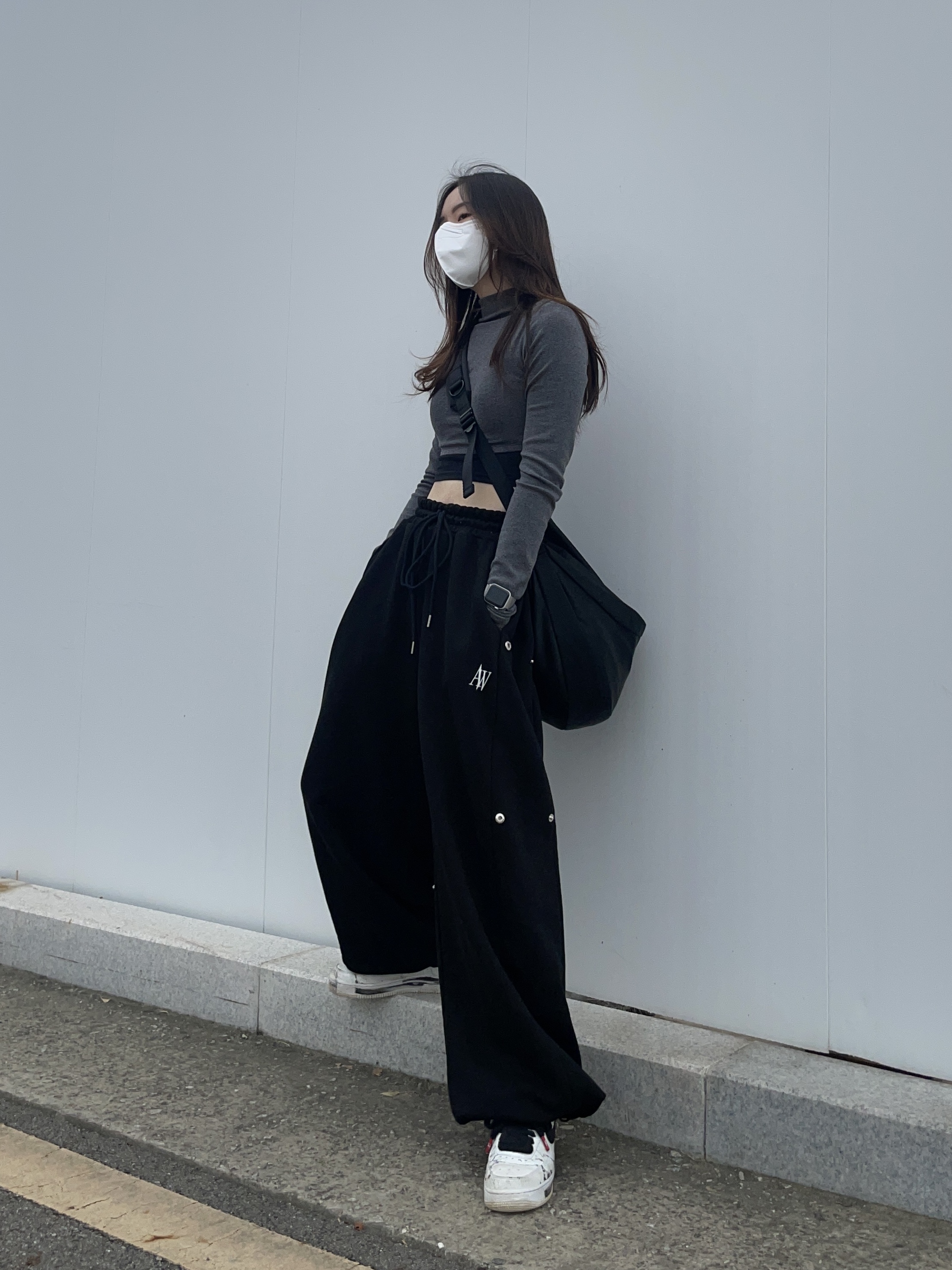 Nike x Peaceminusone Air Force 1 Low Para-Noise 2.0 착용 스타일