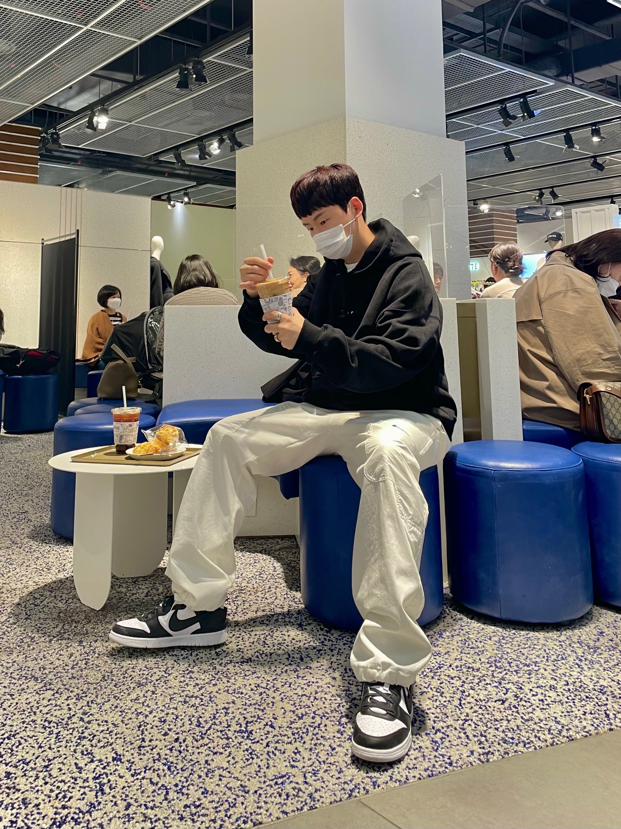 Nike x Ambush Dunk High Black, Nike x Off-White NRG Pants White 착용 스타일 - 2