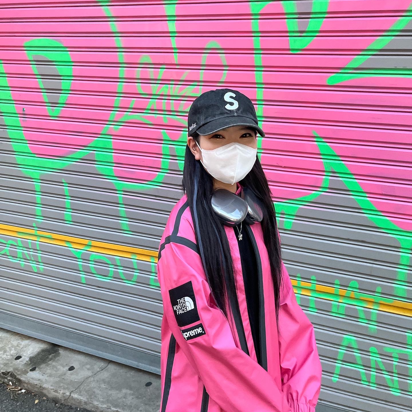 Supreme Kevlar Denim S Logo 6-Panel Black - 22SS, Apple AirPods Max Lightning Space Gray (Korean Ver.) 착용 스타일 - 2