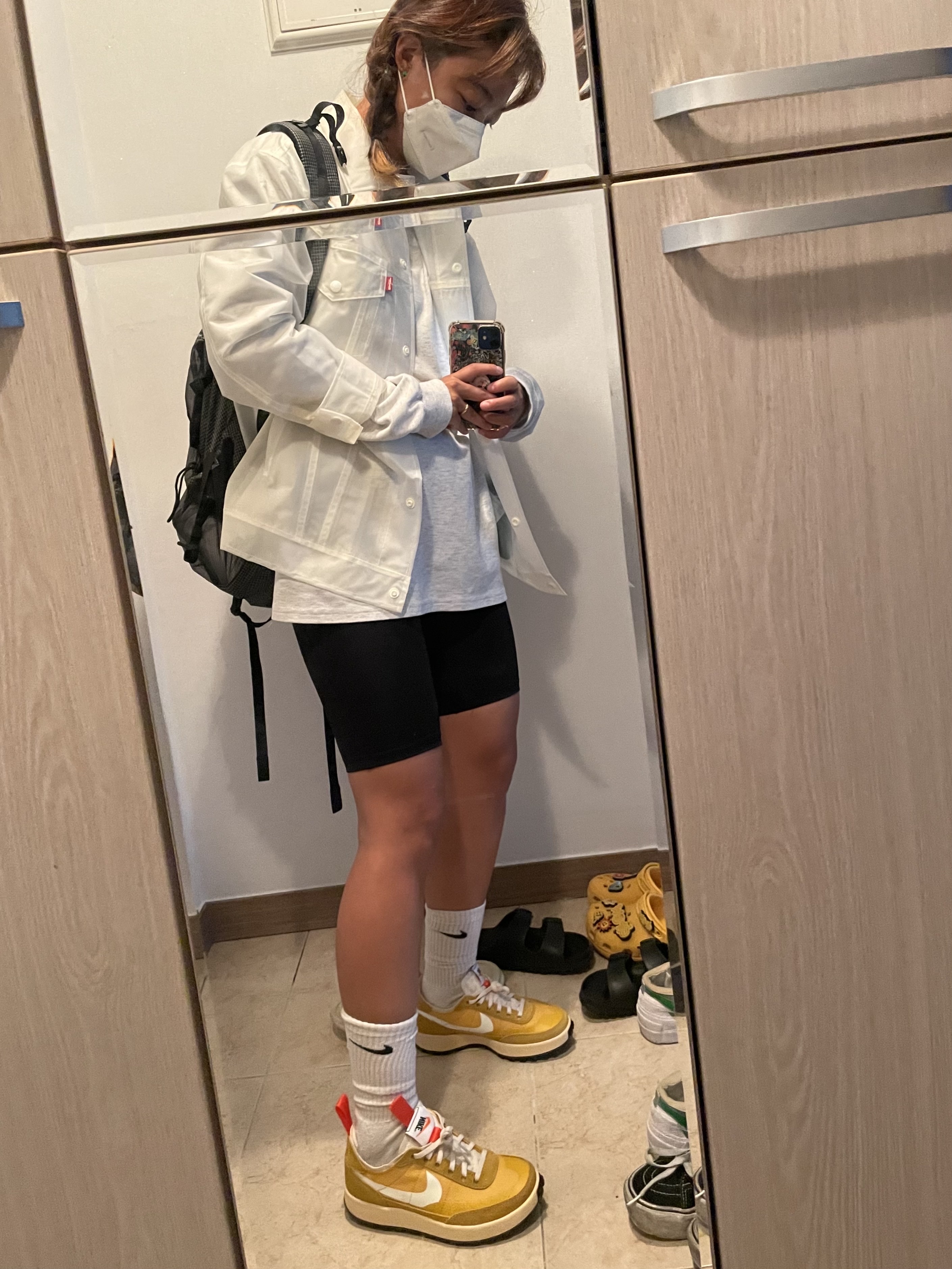 Helinox x LMC Roll Top Backpack & Sacoche, IAB Studio Sweatshirt Light Gray - 19FW 착용 스타일