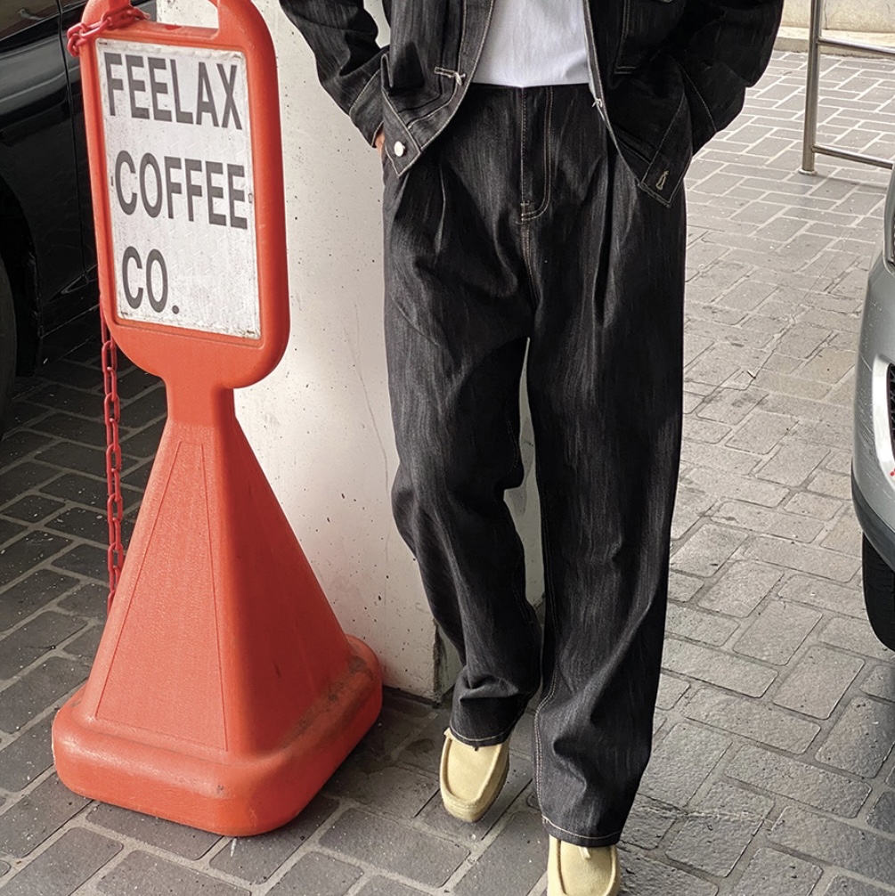 Clarks x Thisisneverthat Wallabee Maple 착용 스타일 - 1