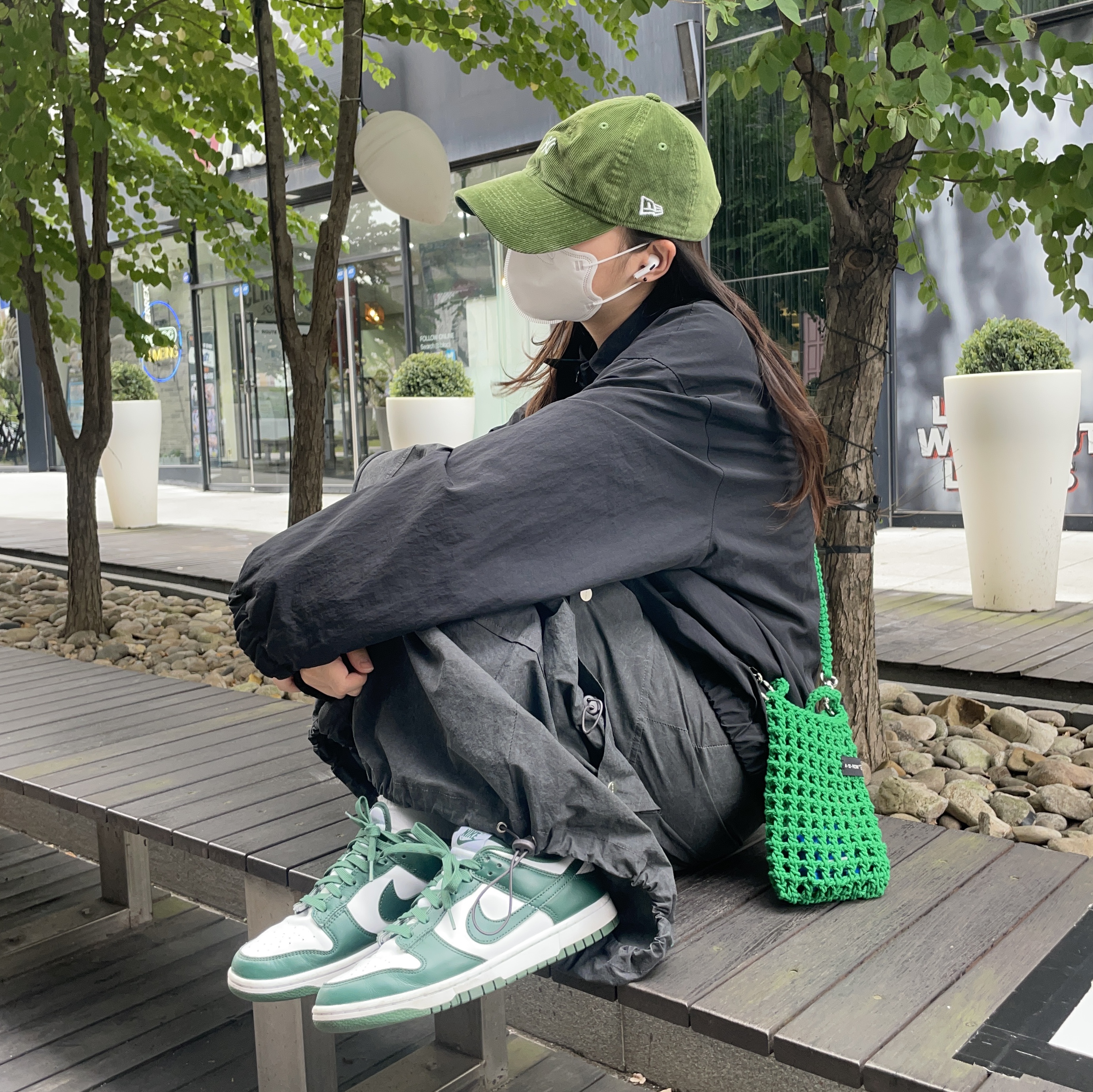 Nike Dunk Low Retro Varsity Green 착용 스타일