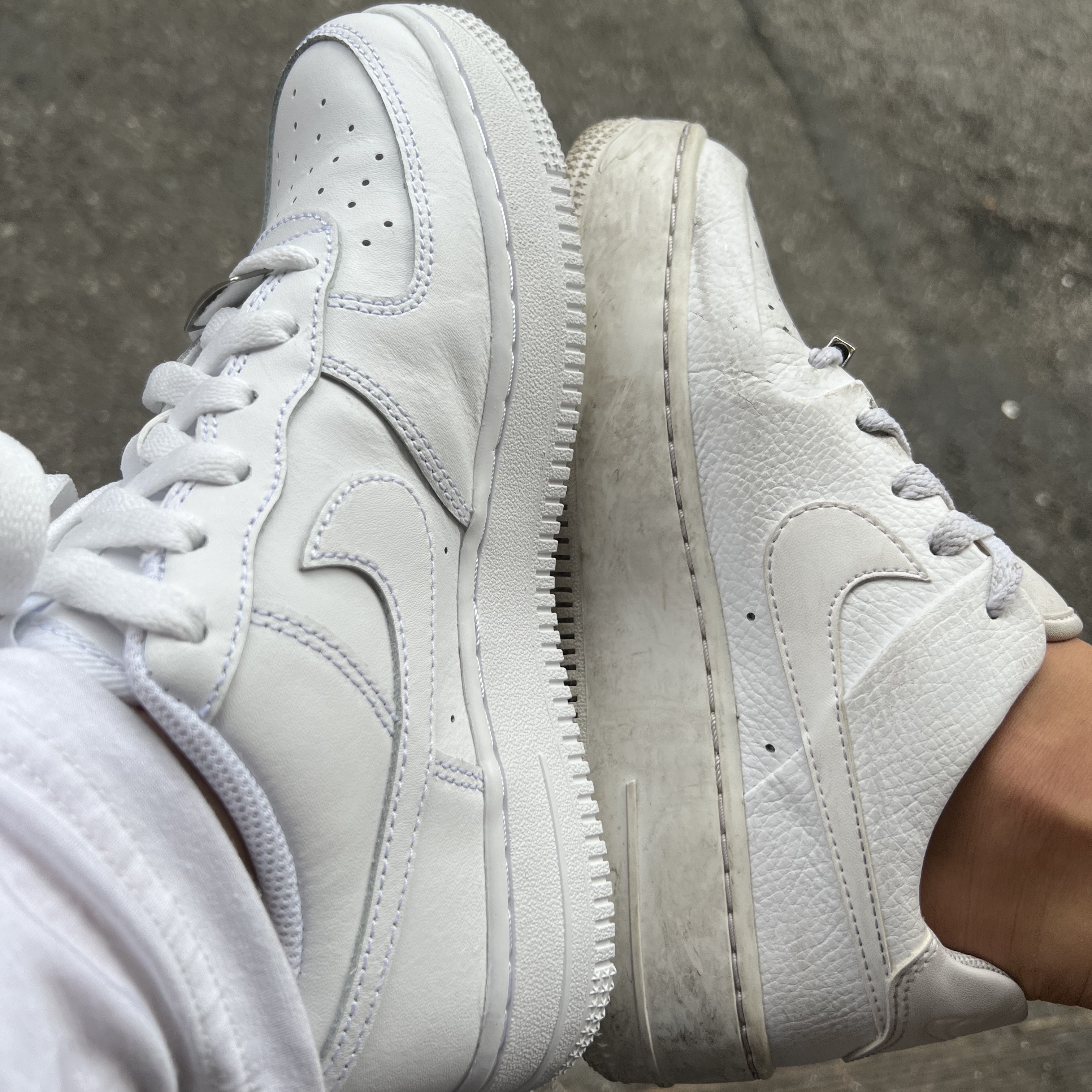 (W) Nike Air Force 1 '07 Low White, (W) Nike Air Force 1 Sage Low Triple White 착용 스타일 - 2