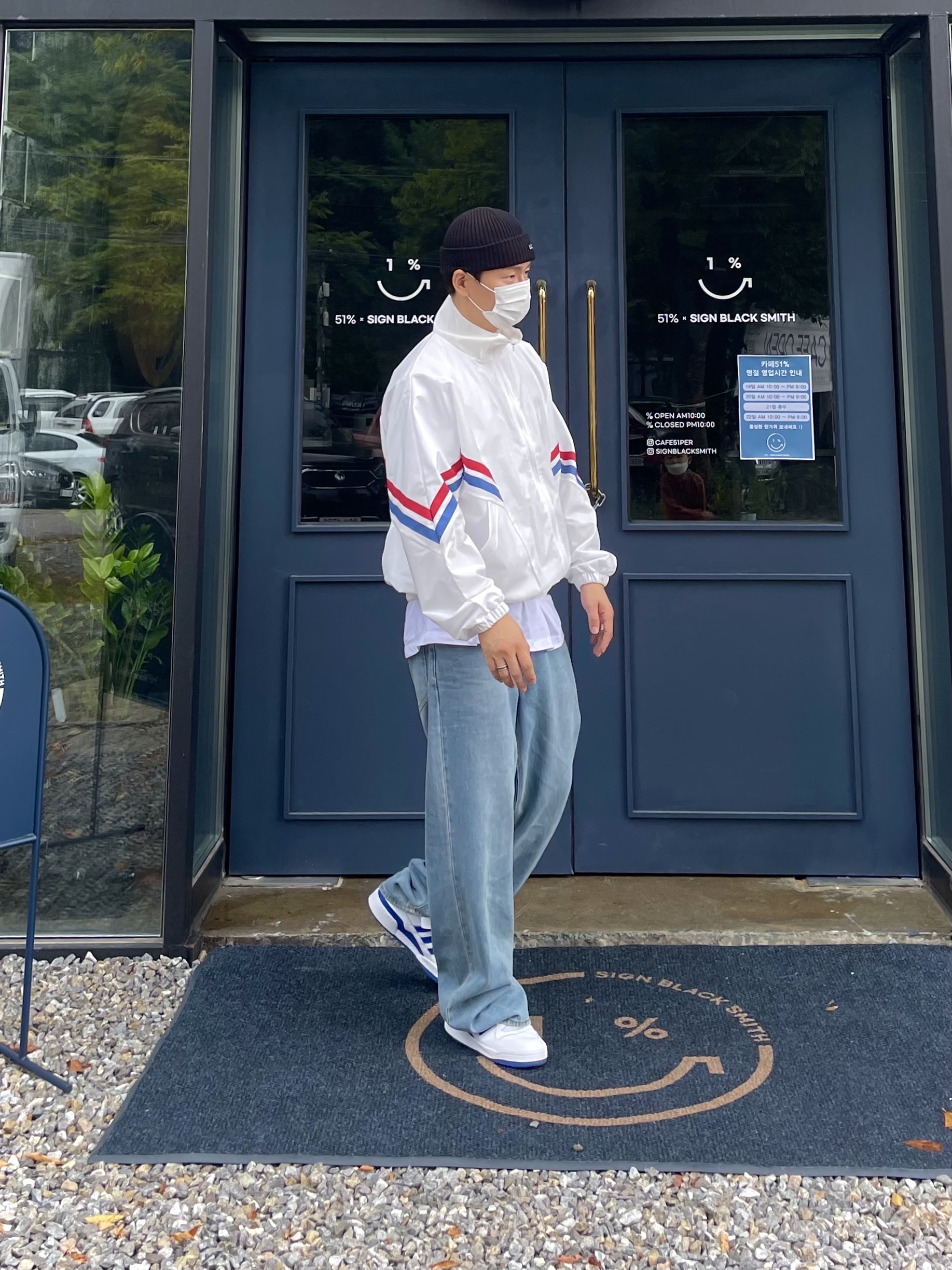 Adidas Forum Low White Royal Blue 착용 스타일