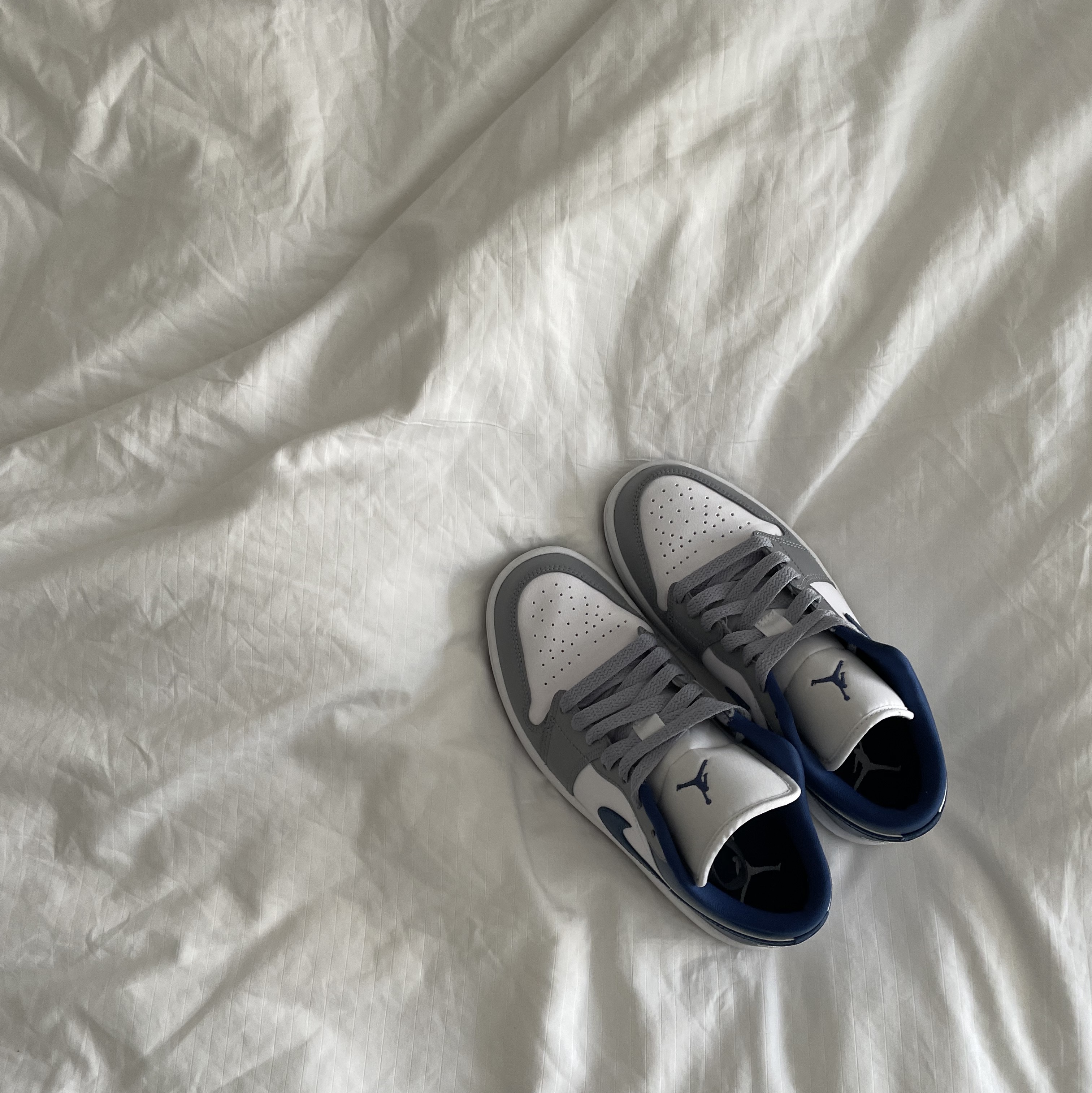 (W) Jordan 1 Low White Grey Blue 착용 스타일