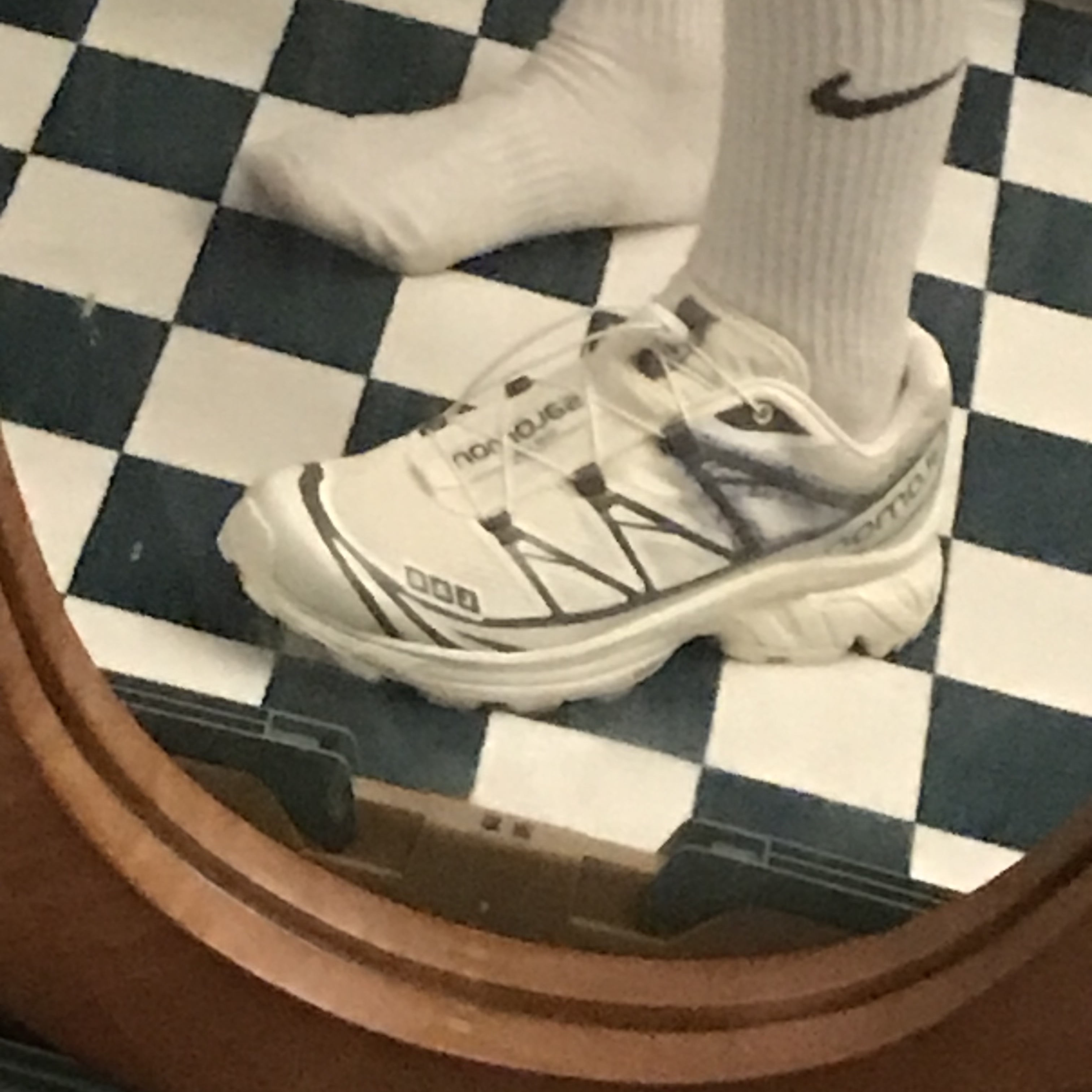 Salomon XT-6 Mindful Vanilla Ice 착용 스타일 - 1