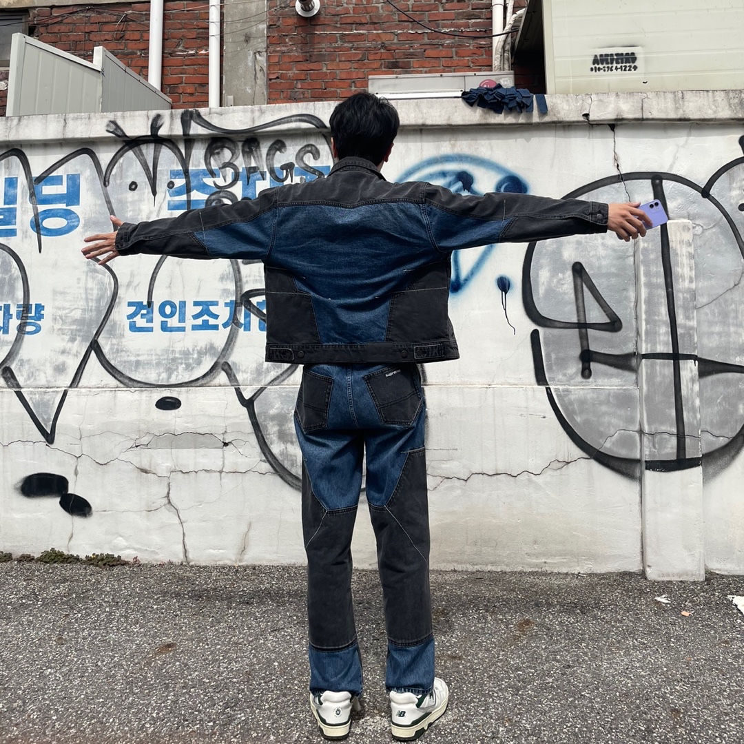 Supreme 2-Tone Paneled Jean Black - 22FW, Supreme 2-Tone Paneled Denim Jacket Black - 22FW 착용 스타일 - 2