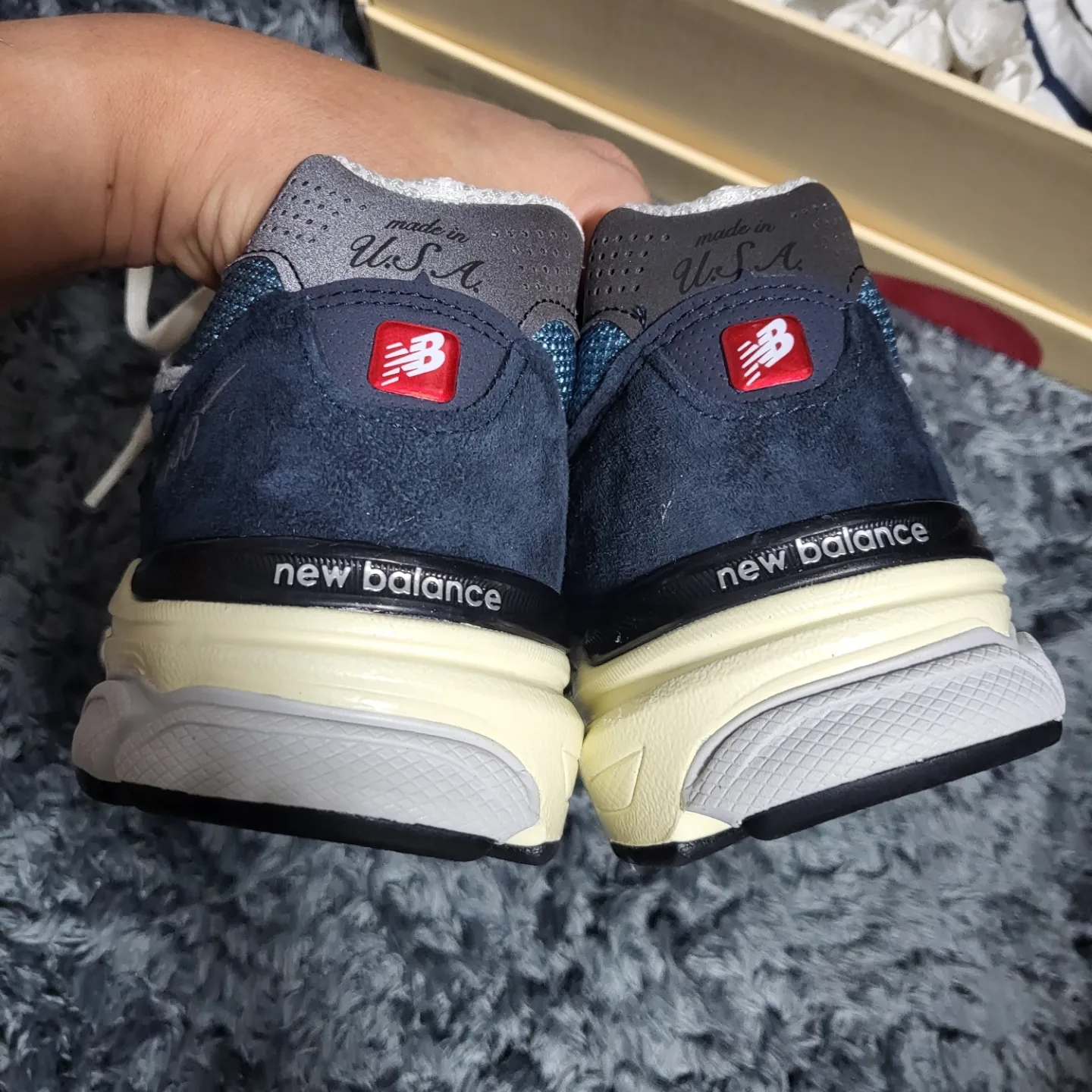 New Balance 990v3 Made in USA Navy Spring Tide, New Balance 990v3 Made in USA Scarlet Marblehead 착용 스타일 - 3