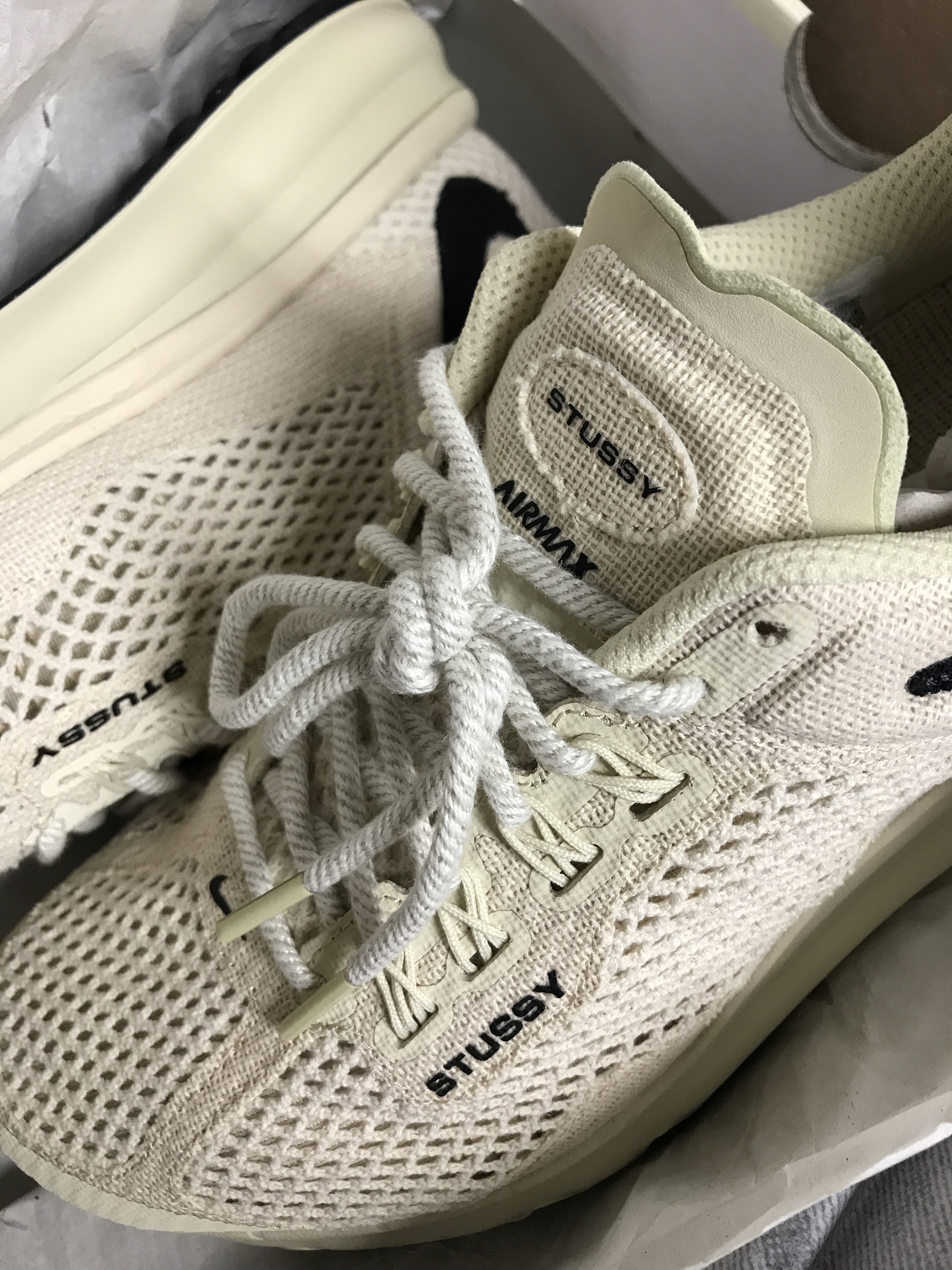 Nike x Stussy Air Max 2013 Fossil 착용 스타일 - 1