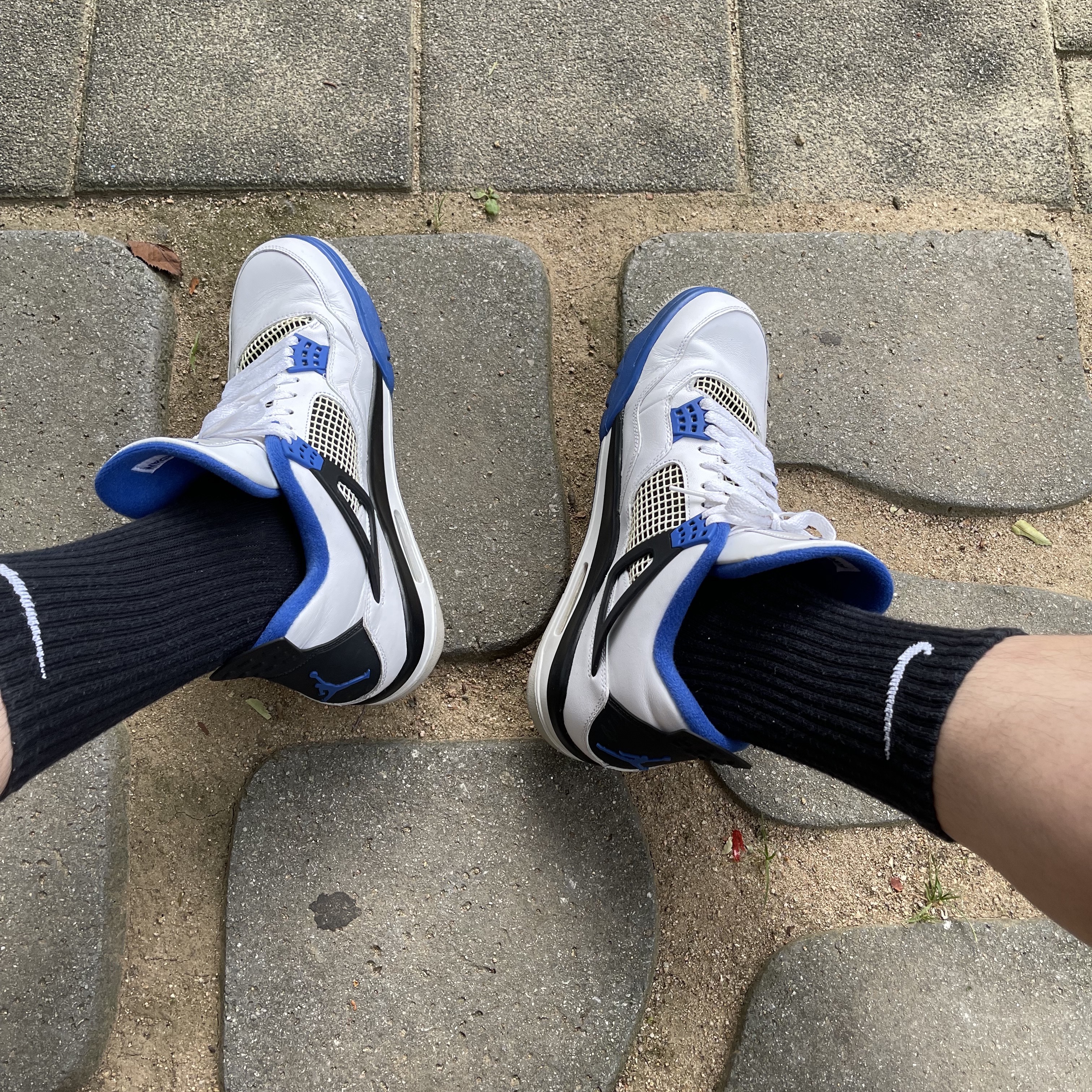 Jordan 4 Retro Motorsports 2017 착용 스타일 - 2