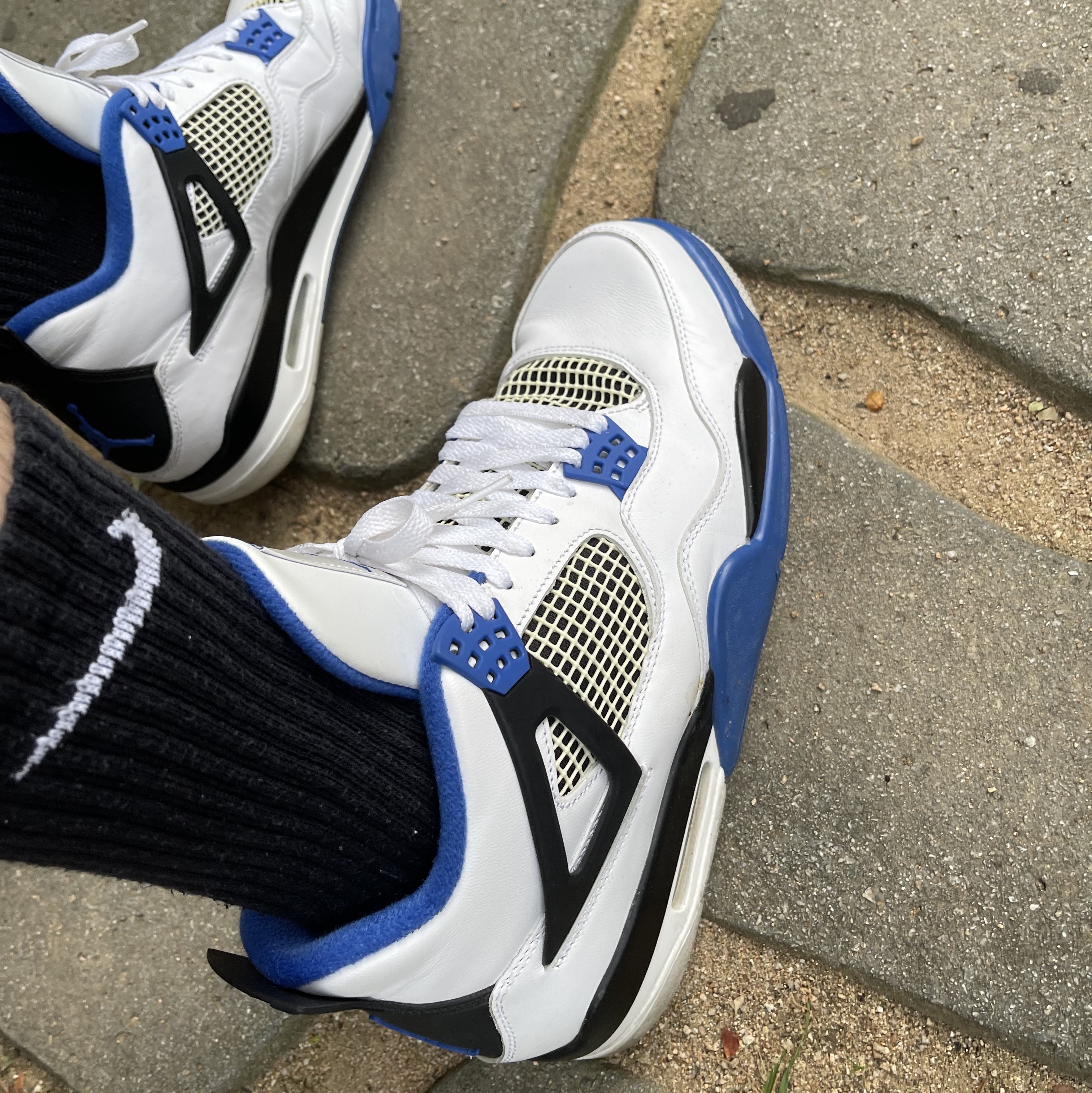 Jordan 4 Retro Motorsports 2017 착용 스타일 - 3