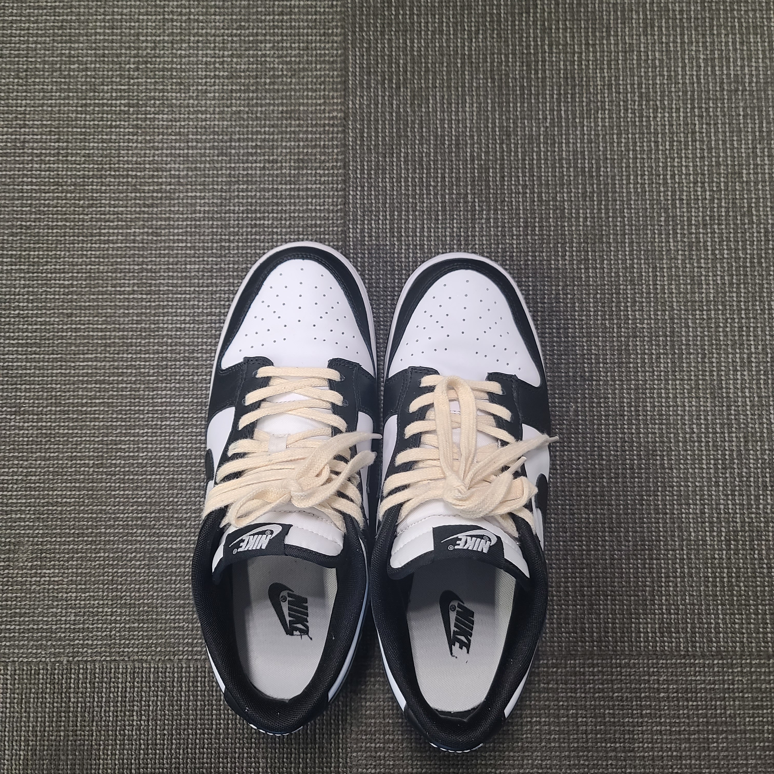 Nike Dunk Low Retro Black 착용 스타일 - 4