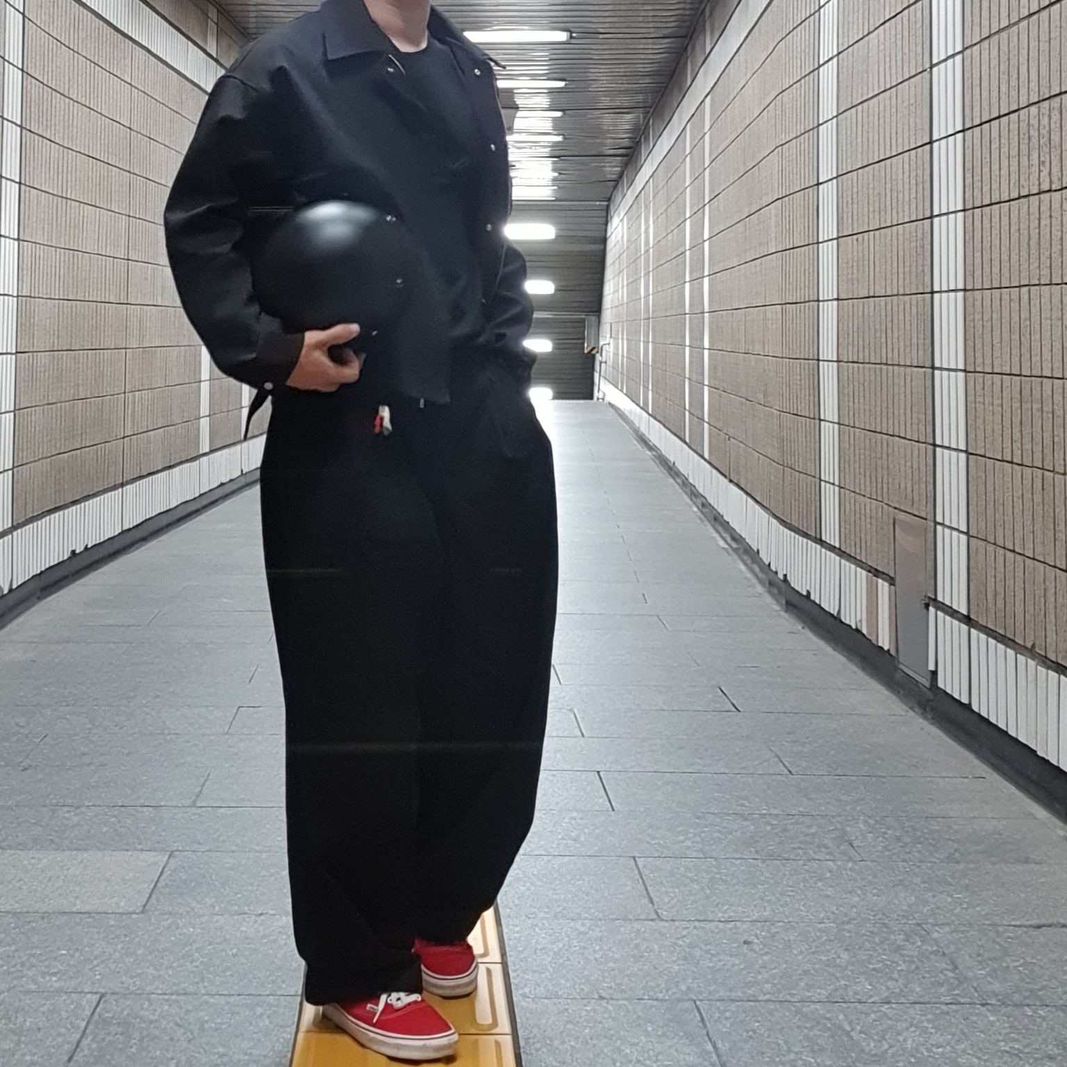 Vans Authentic Red 착용 스타일