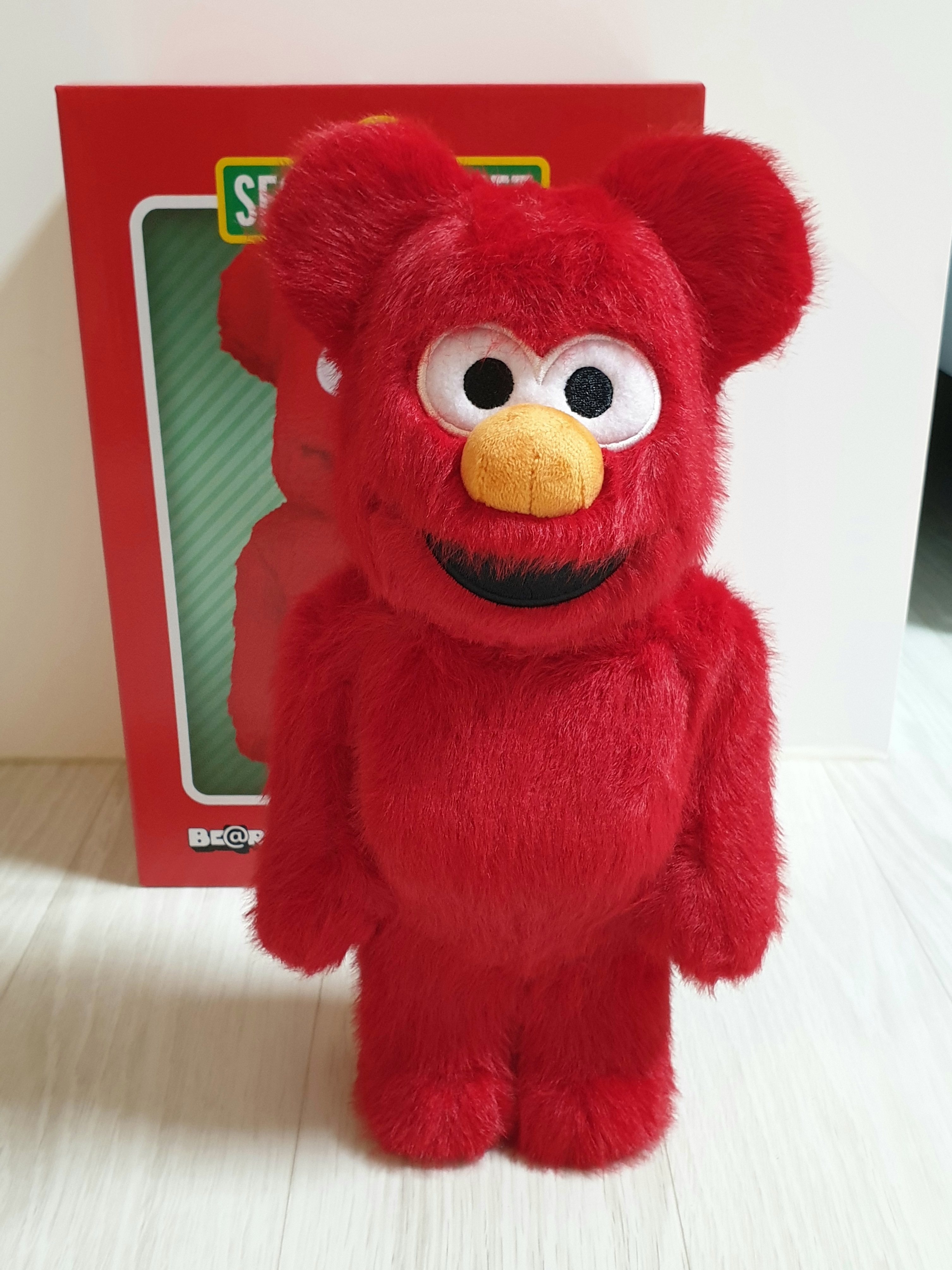 Bearbrick Sesame Street Elmo Costume Ver. 2 400% 착용 스타일 - 1