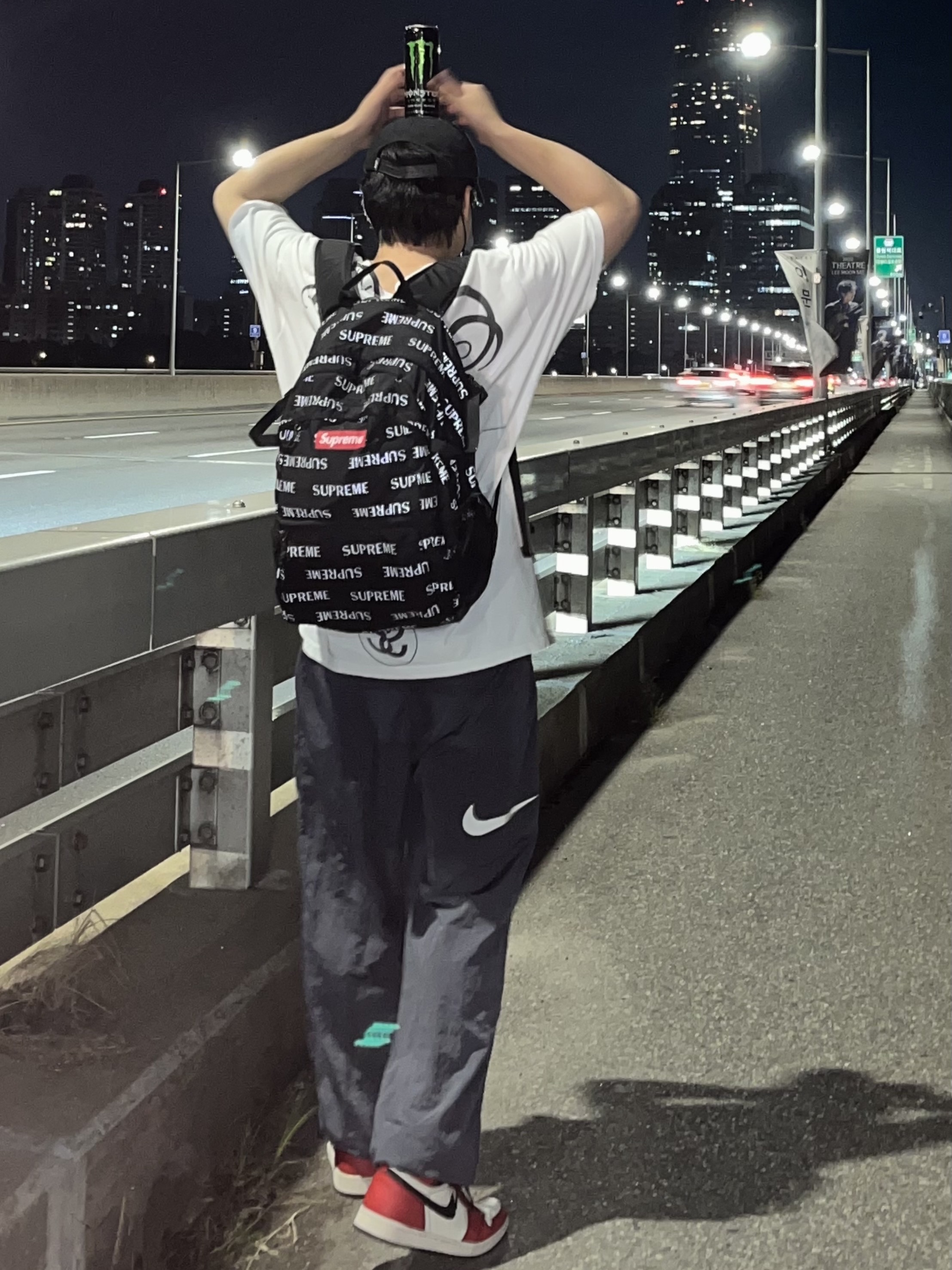 Jordan 1 Retro High OG Defiant SB LA to Chicago, Nike x Stussy Beach Pants Off Noir 착용 스타일