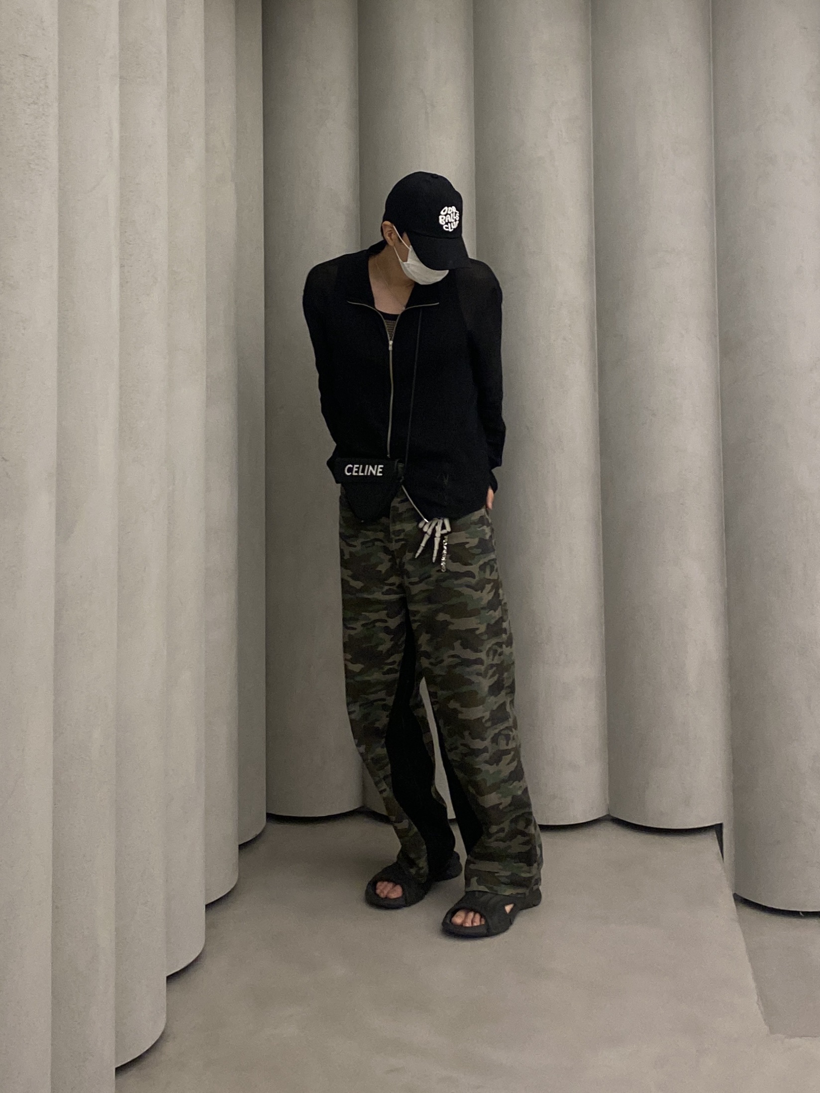 Our Legacy Skeleton Key Holder Scissors, Our Legacy Shrunken Full zip Polo Rayon Plait Black 착용 스타일 - 2