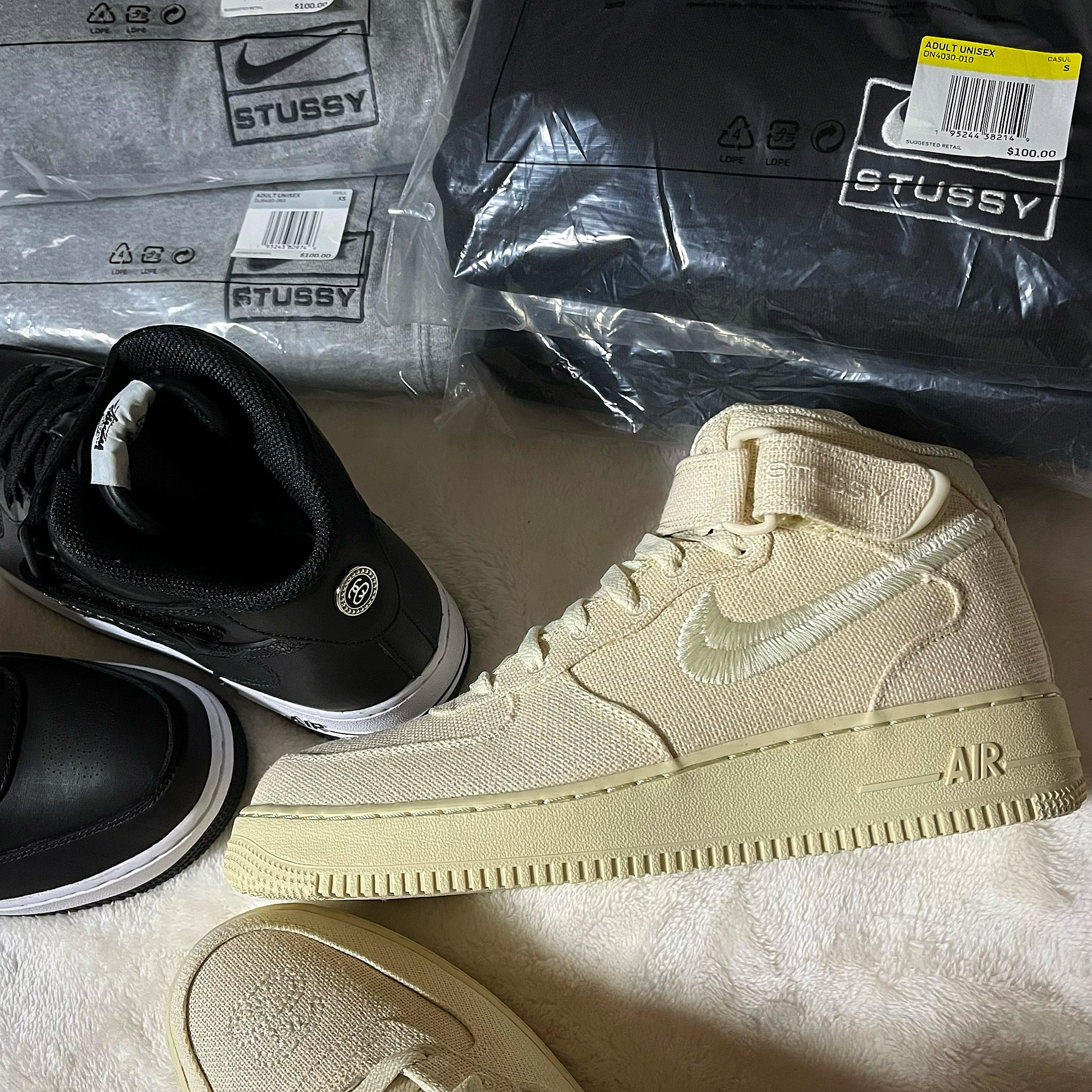 Nike x Stussy Air Force 1 '07 Mid SP Fossil, Nike x Stussy Air Force 1 '07 Mid SP Black 착용 스타일