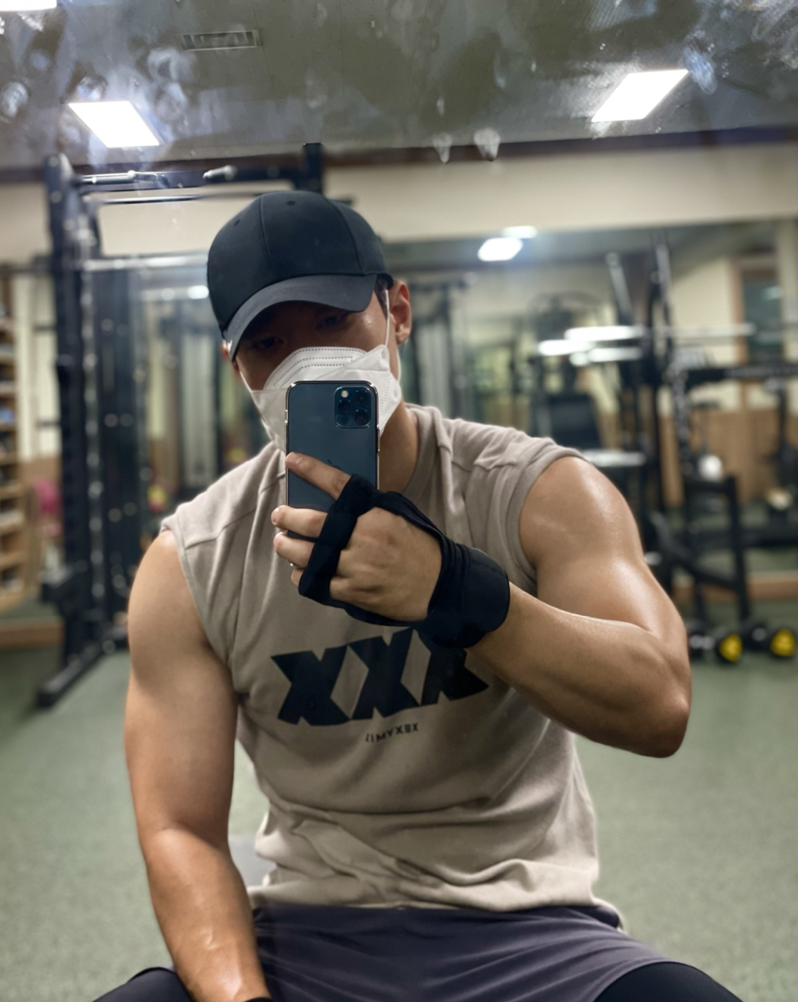 KREAM 프로필 이미지