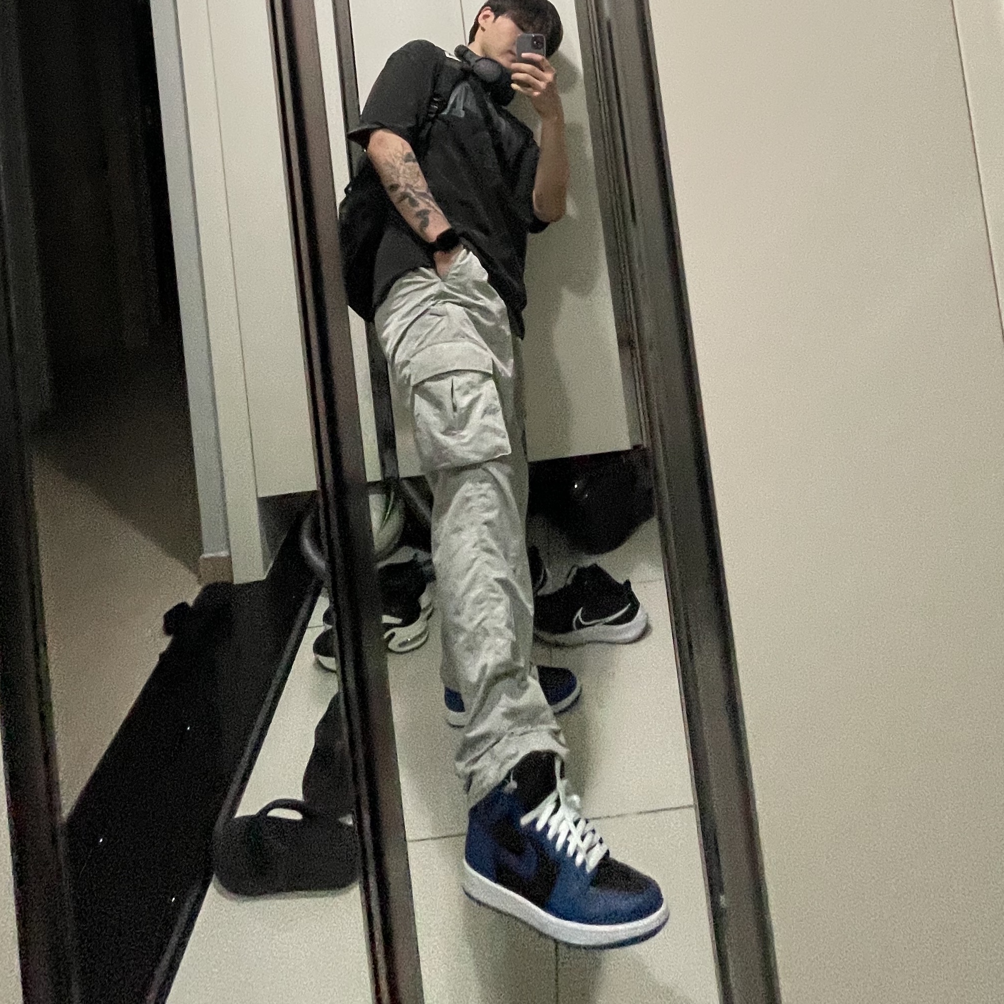 Jordan 1 Retro High OG Dark Marina Blue 착용 스타일