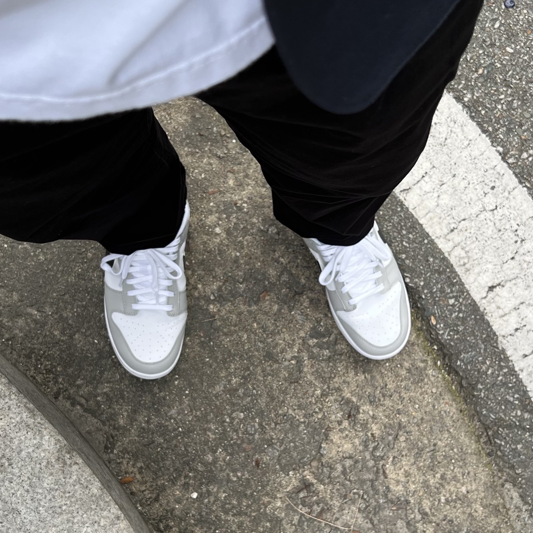 Nike Dunk Low Retro SE Jackpot Grey Fog 착용 스타일