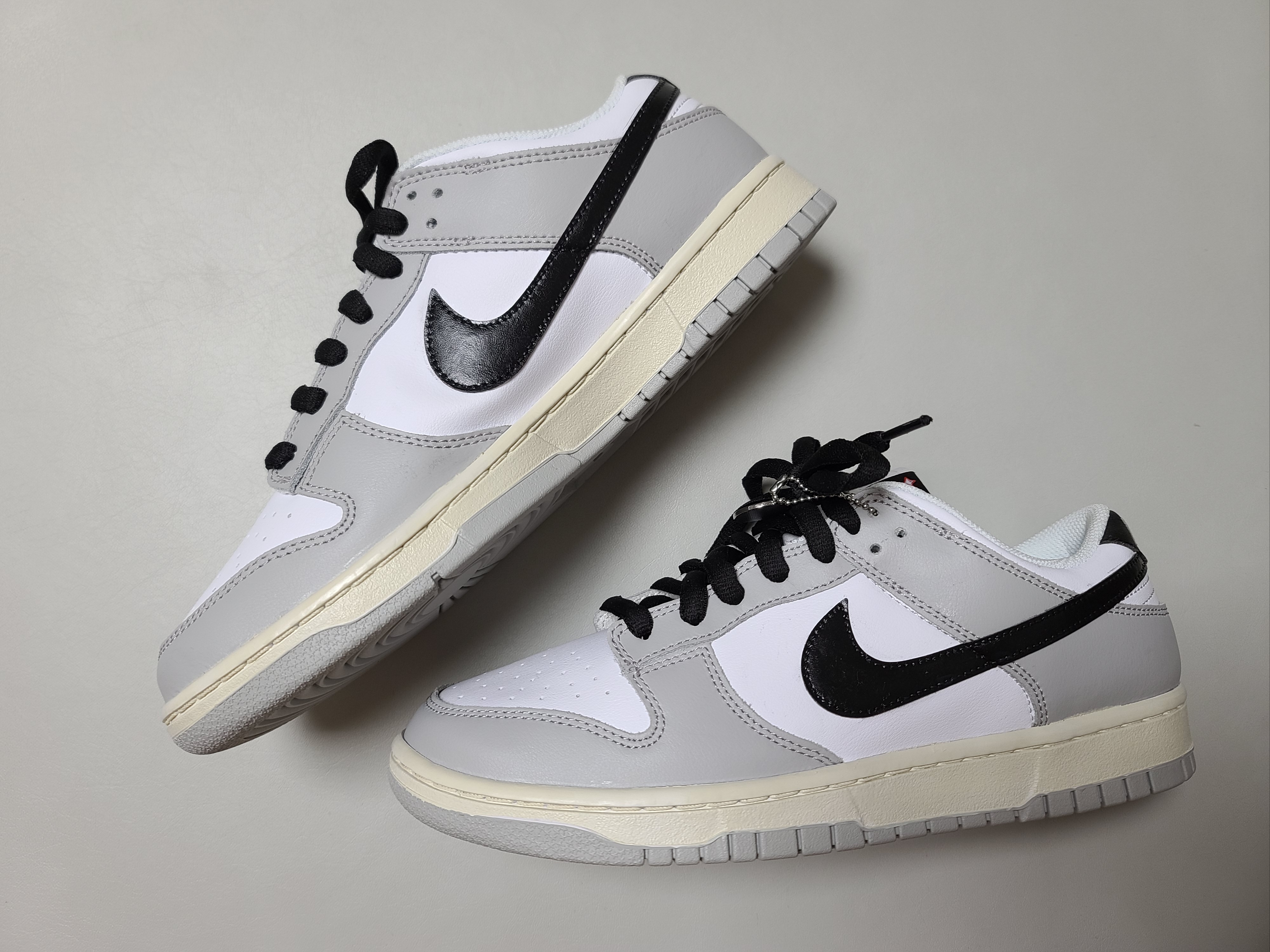 Nike Dunk Low Retro SE Jackpot Grey Fog 착용 스타일 - 4