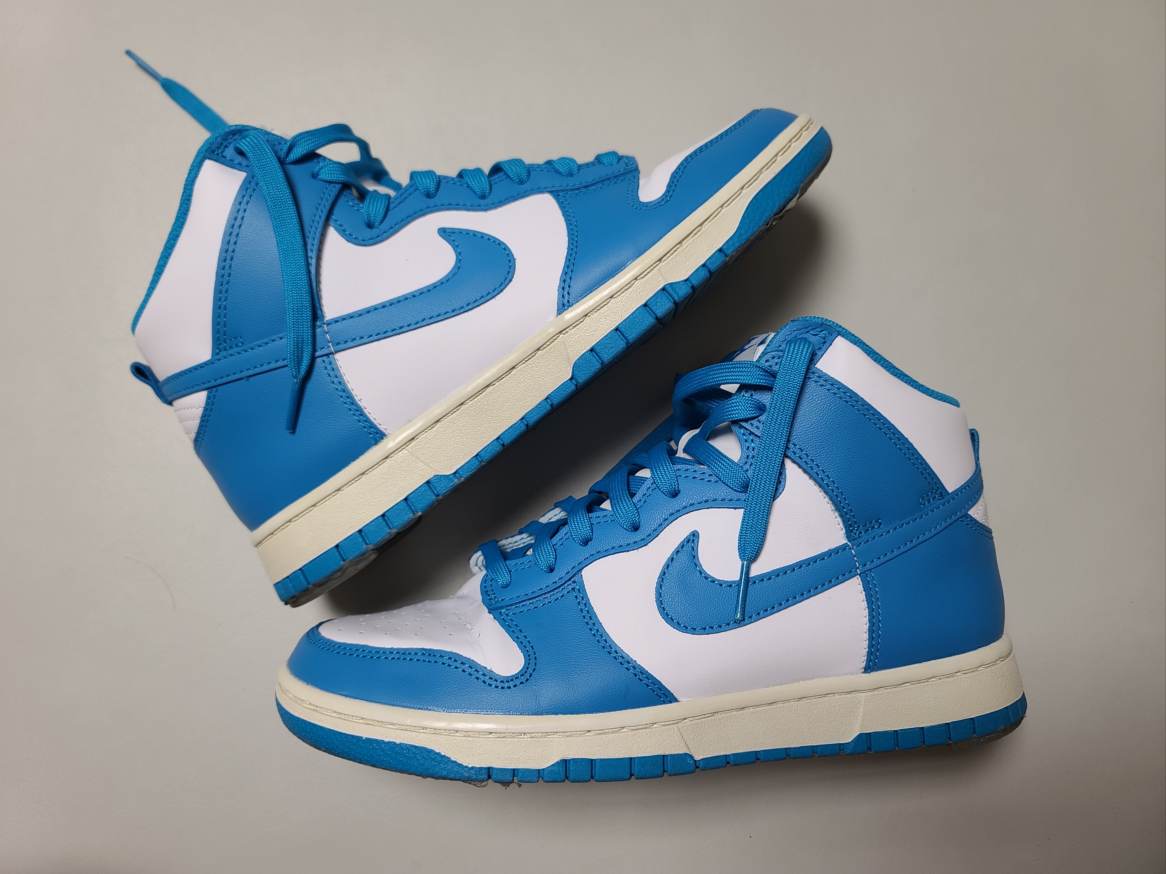 Nike Dunk High Retro Championship Blue 착용 스타일 - 2