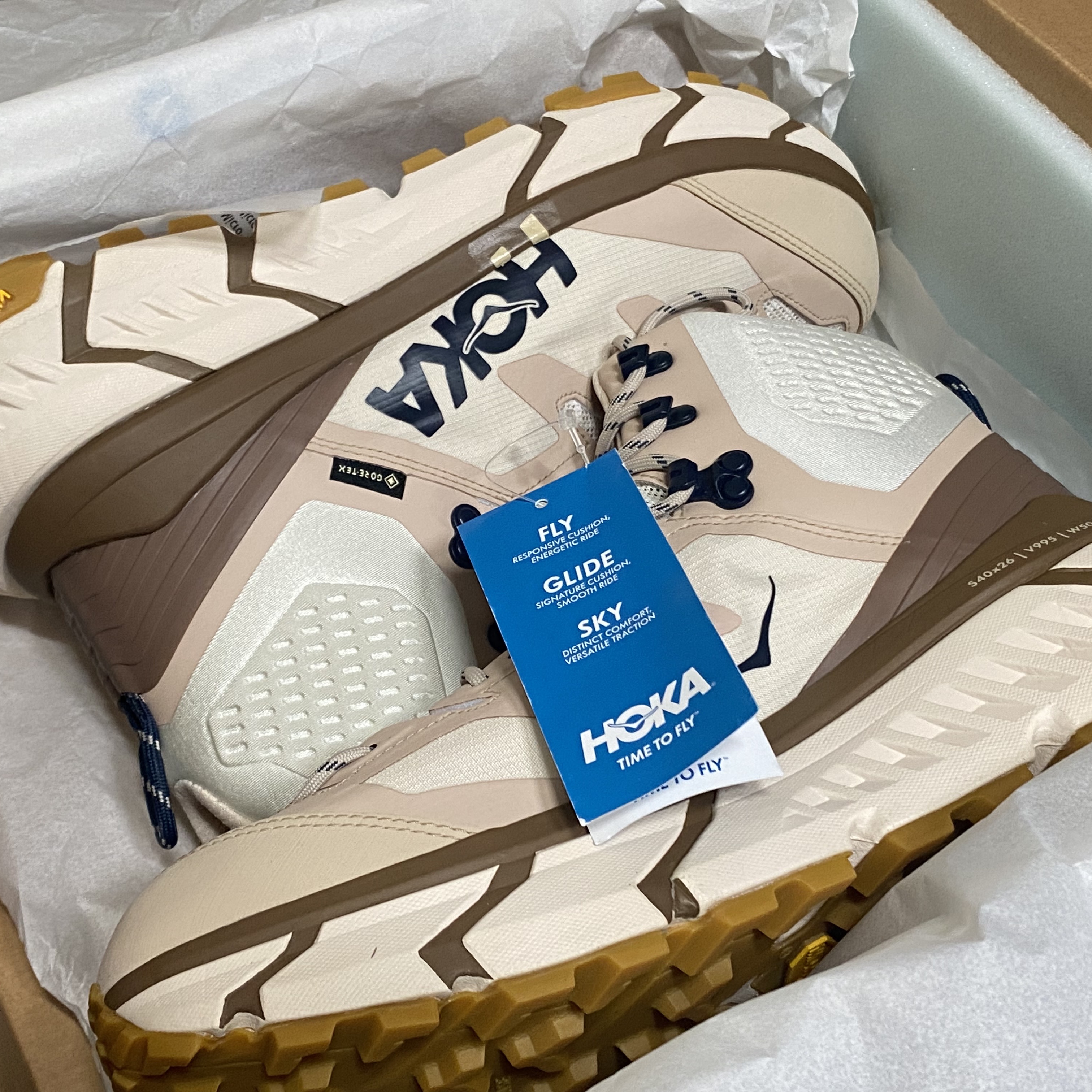 Hoka Tennine Hike Gore-Tex Shifting Sand Otter 착용 스타일 - 2