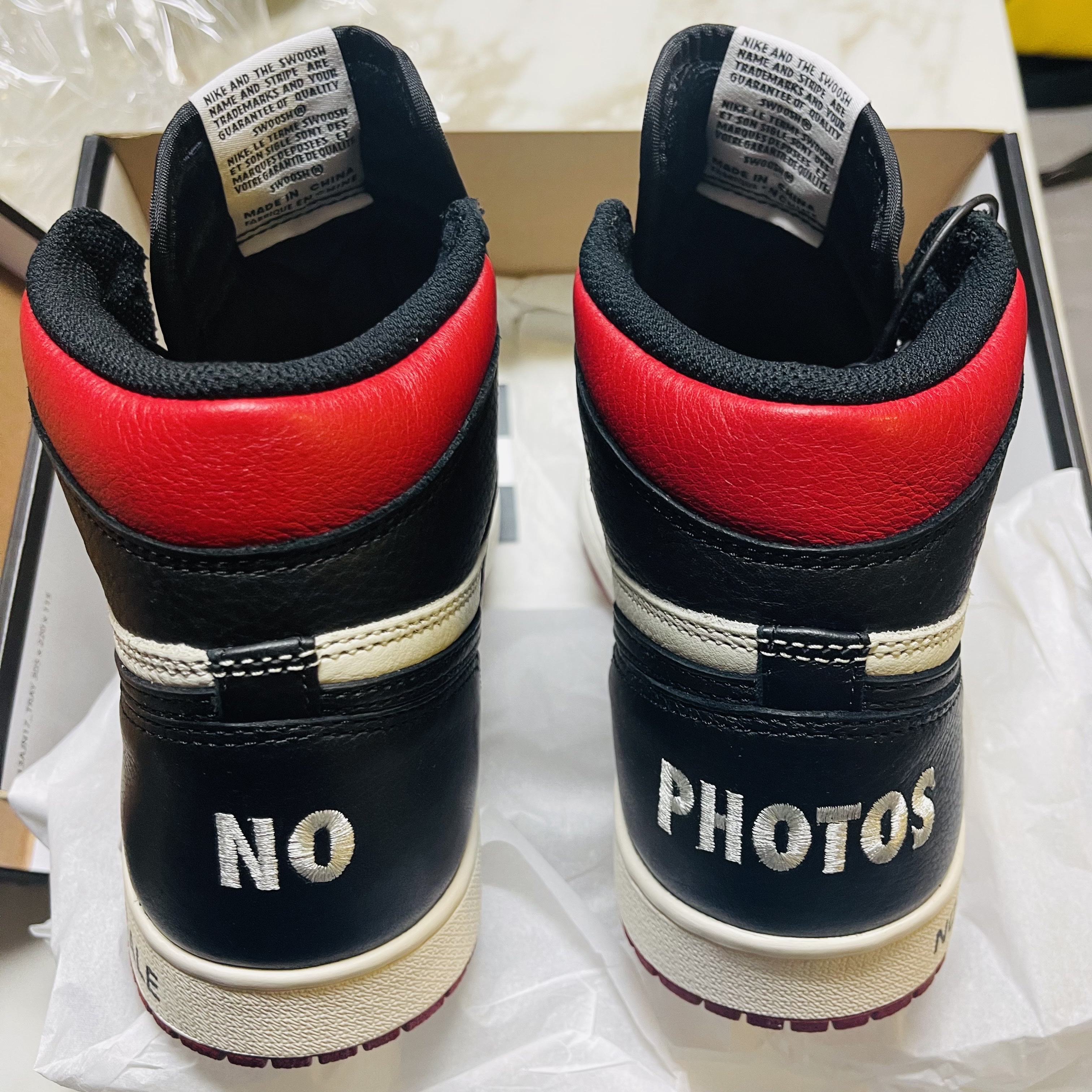Jordan 1 Retro High Not for Resale Varsity Red 착용 스타일 - 4