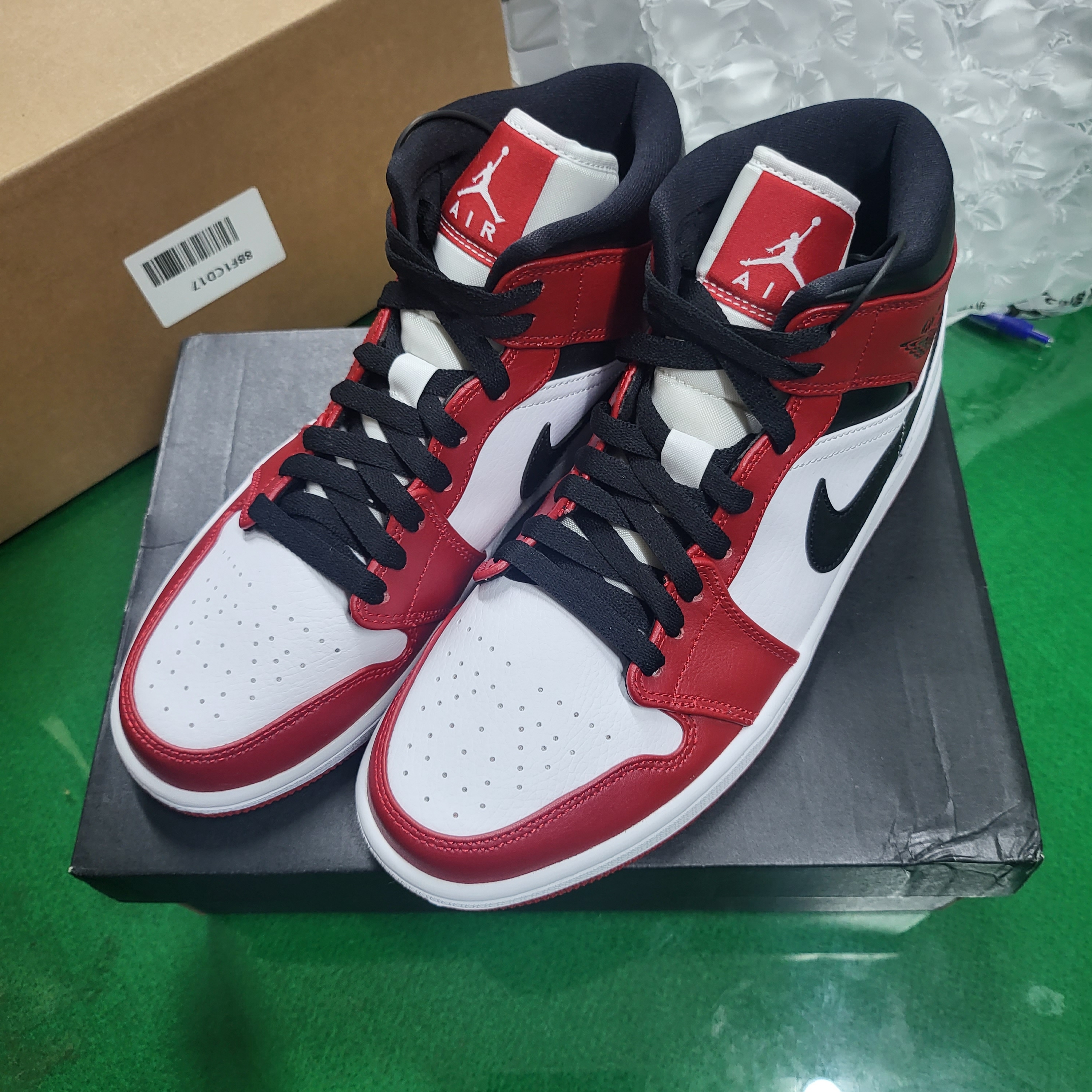 Jordan 1 Mid Chicago 2020 착용 스타일