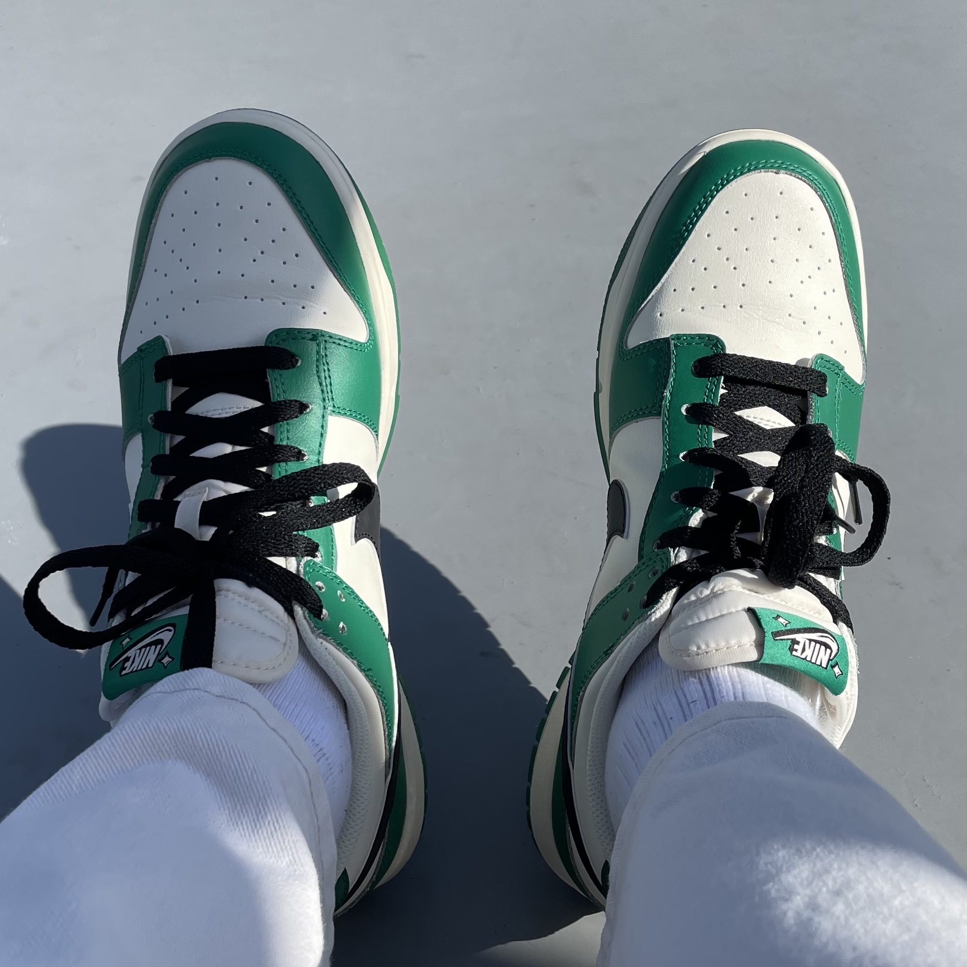 Nike Dunk Low Retro SE Jackpot Malachite 착용 스타일