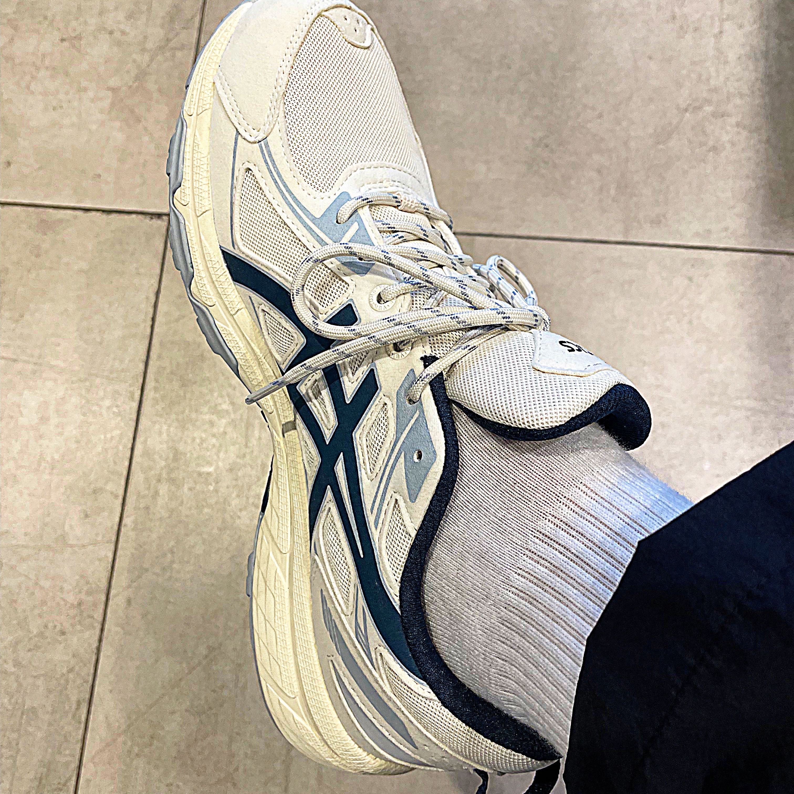 Asics Gel-Venture 6 SPS Birch French Blue 착용 스타일 - 2