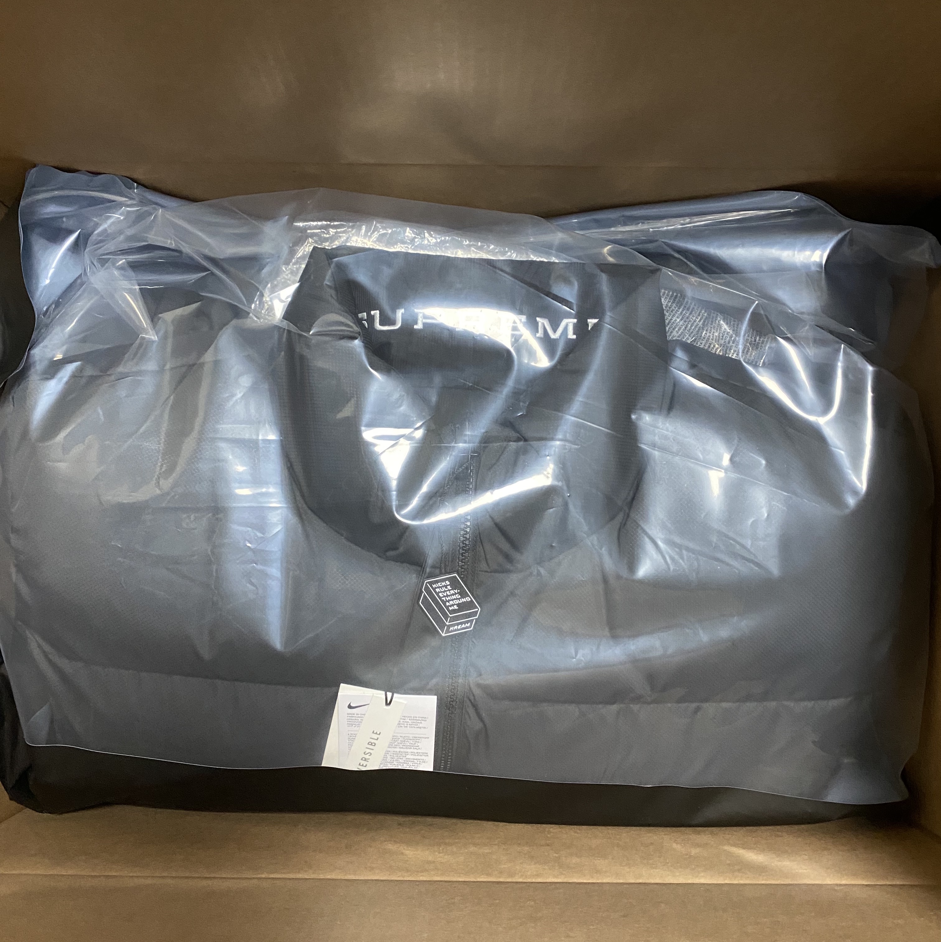 Supreme x Nike Reversible Puffy Jacket Black - 21SS 착용 스타일 - 5