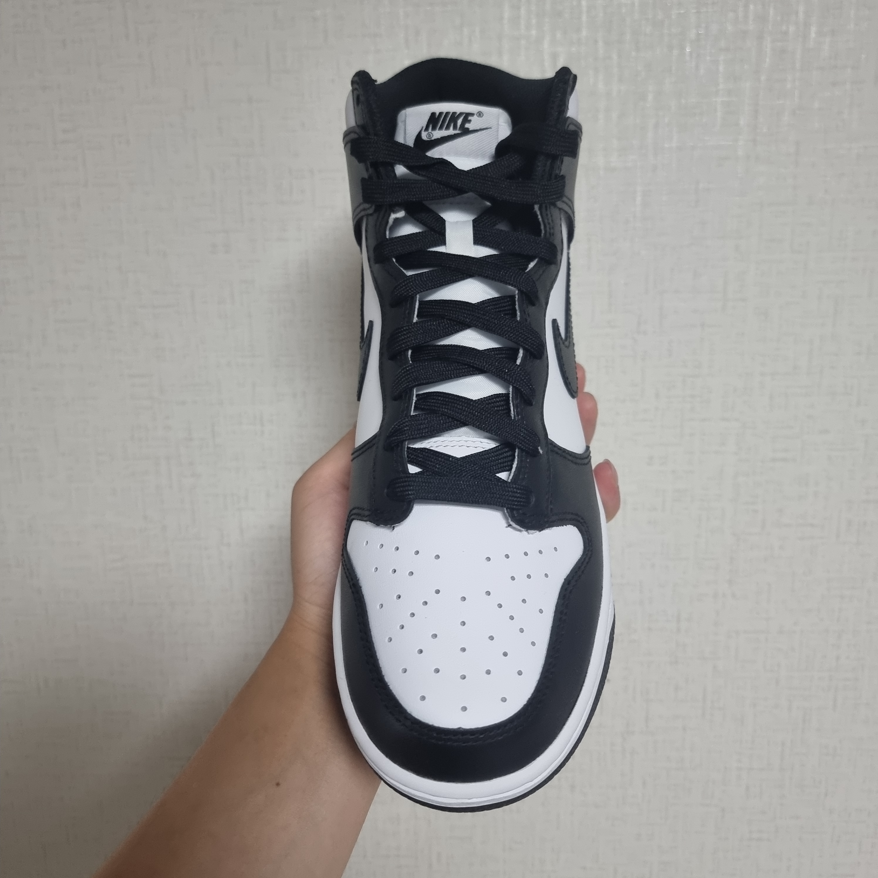 Nike Dunk High Retro Championship White 착용 스타일 - 3