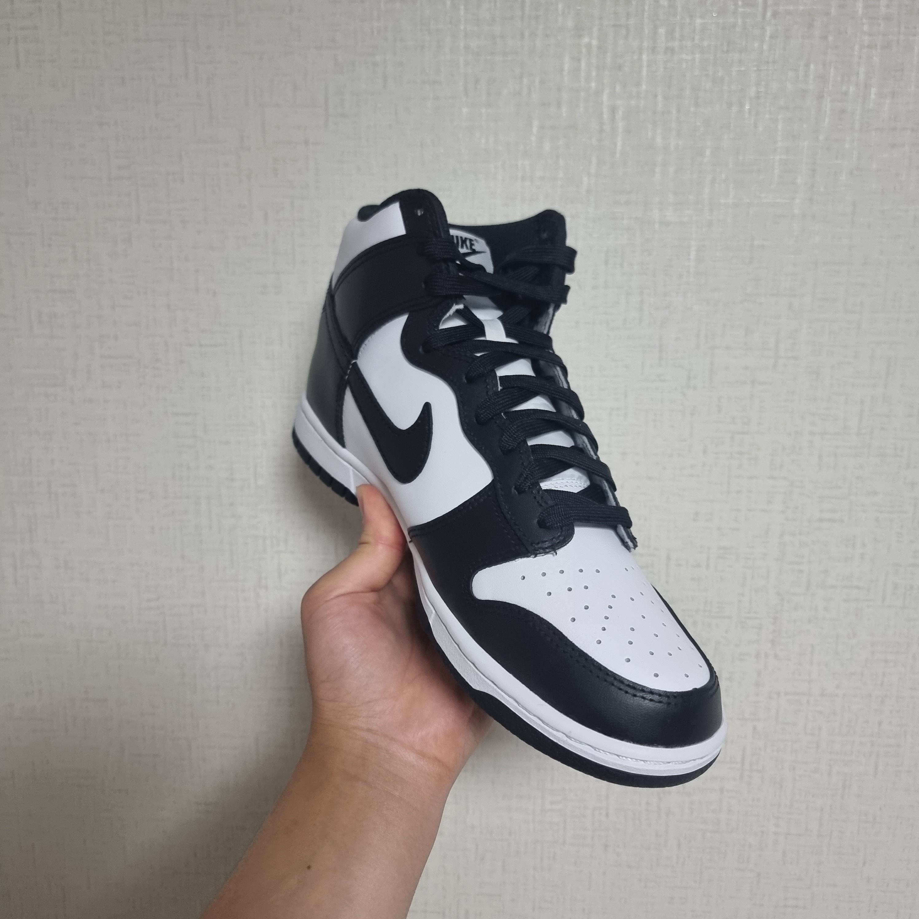 Nike Dunk High Retro Championship White 착용 스타일 - 4