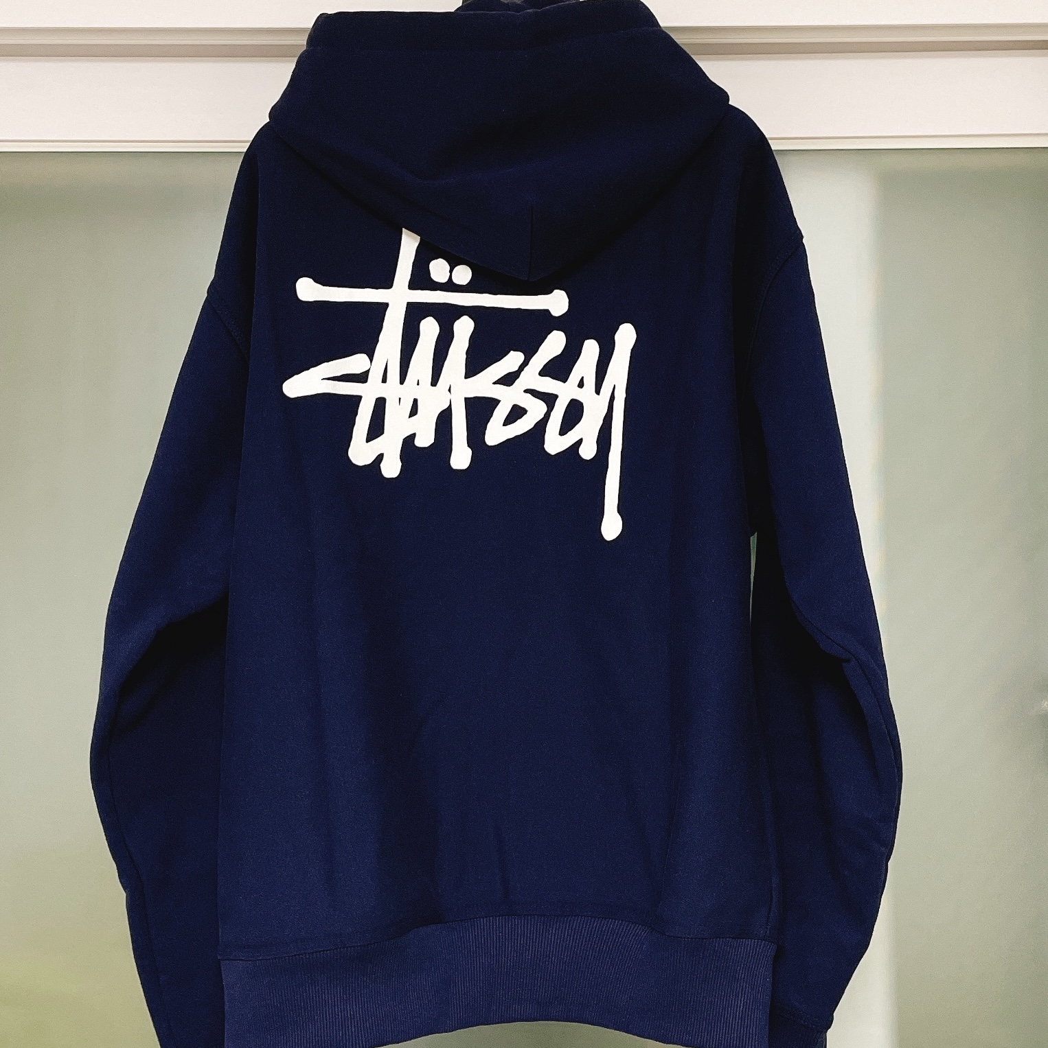 Stussy Basic Stussy Hoodie Navy 2022 착용 스타일
