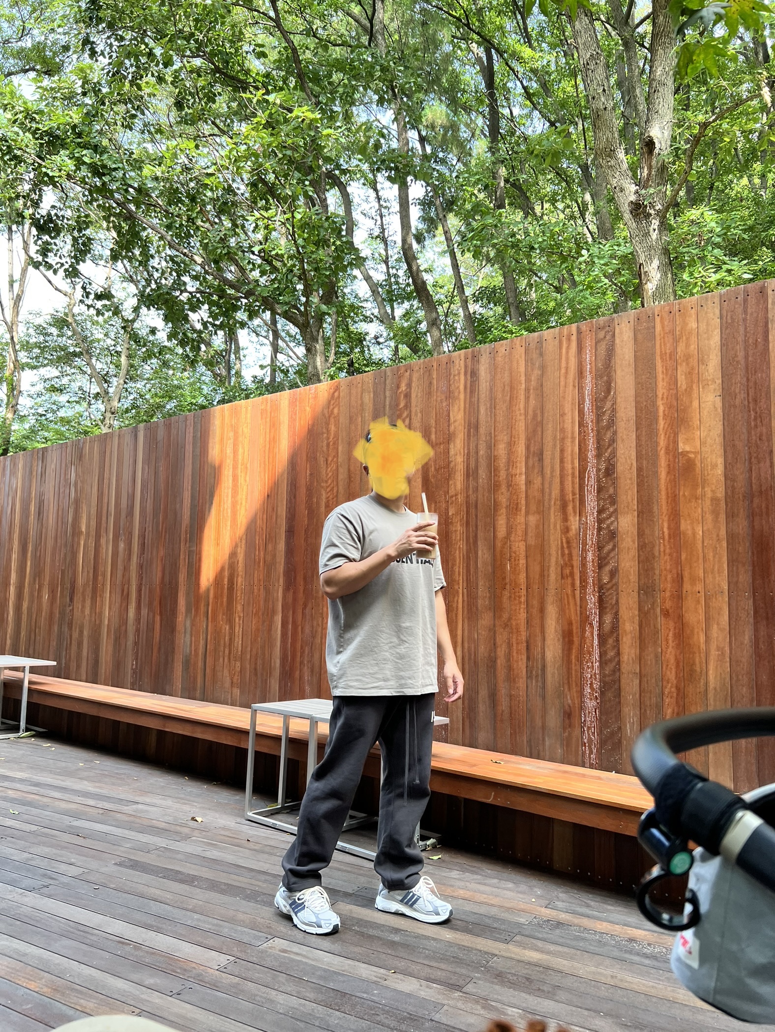 Essentials 1977 Relaxed Sweatpants Iron - 22SS 착용 스타일 - 1