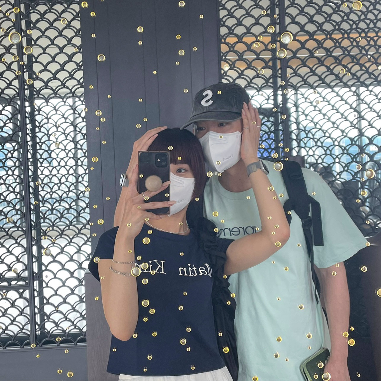 Supreme Pigment Print S Logo 6-Panel Black - 20SS, Supreme Shop T-Shirt White - 20SS 착용 스타일