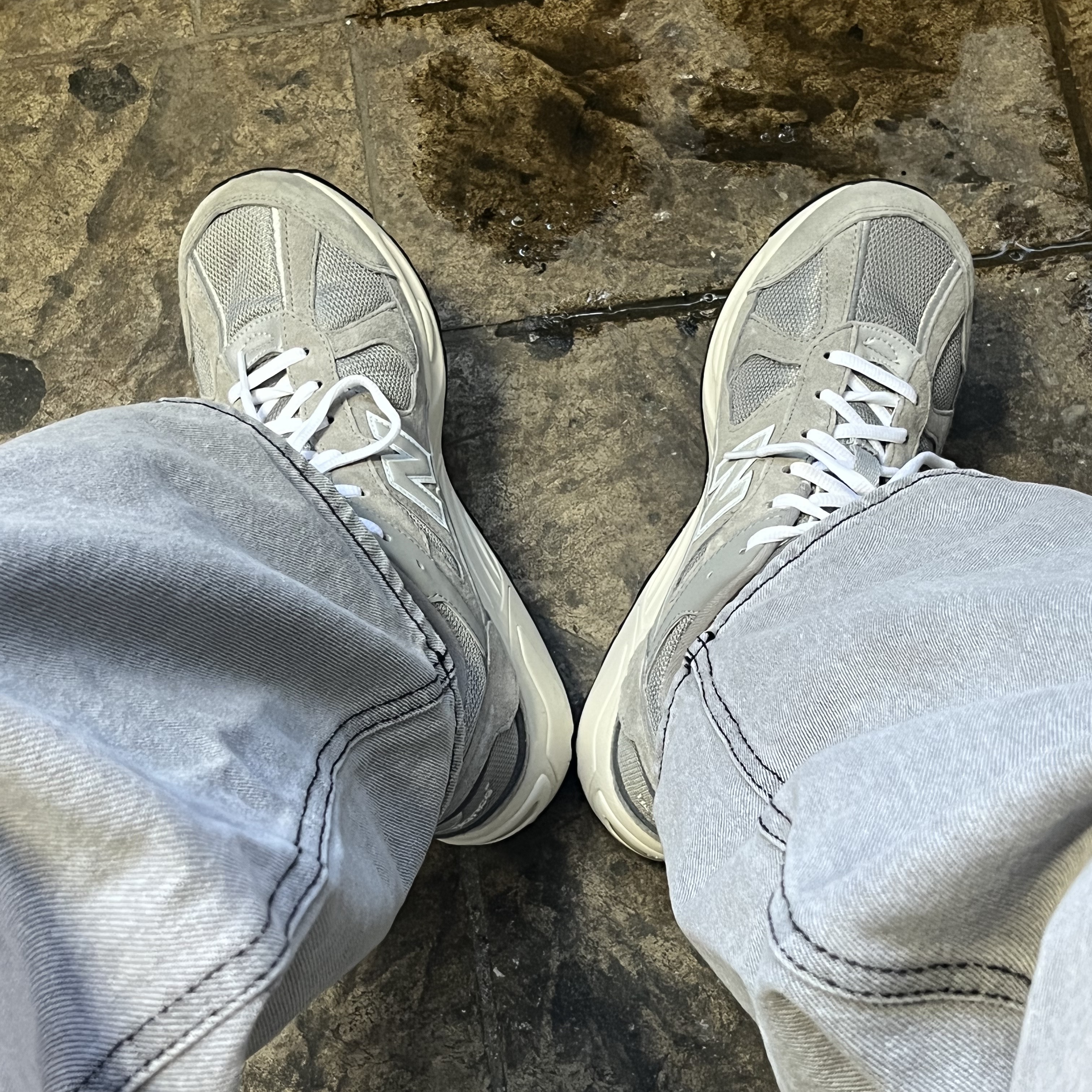 New Balance 530 Steel Grey, New Balance 878 Gray 착용 스타일 - 2