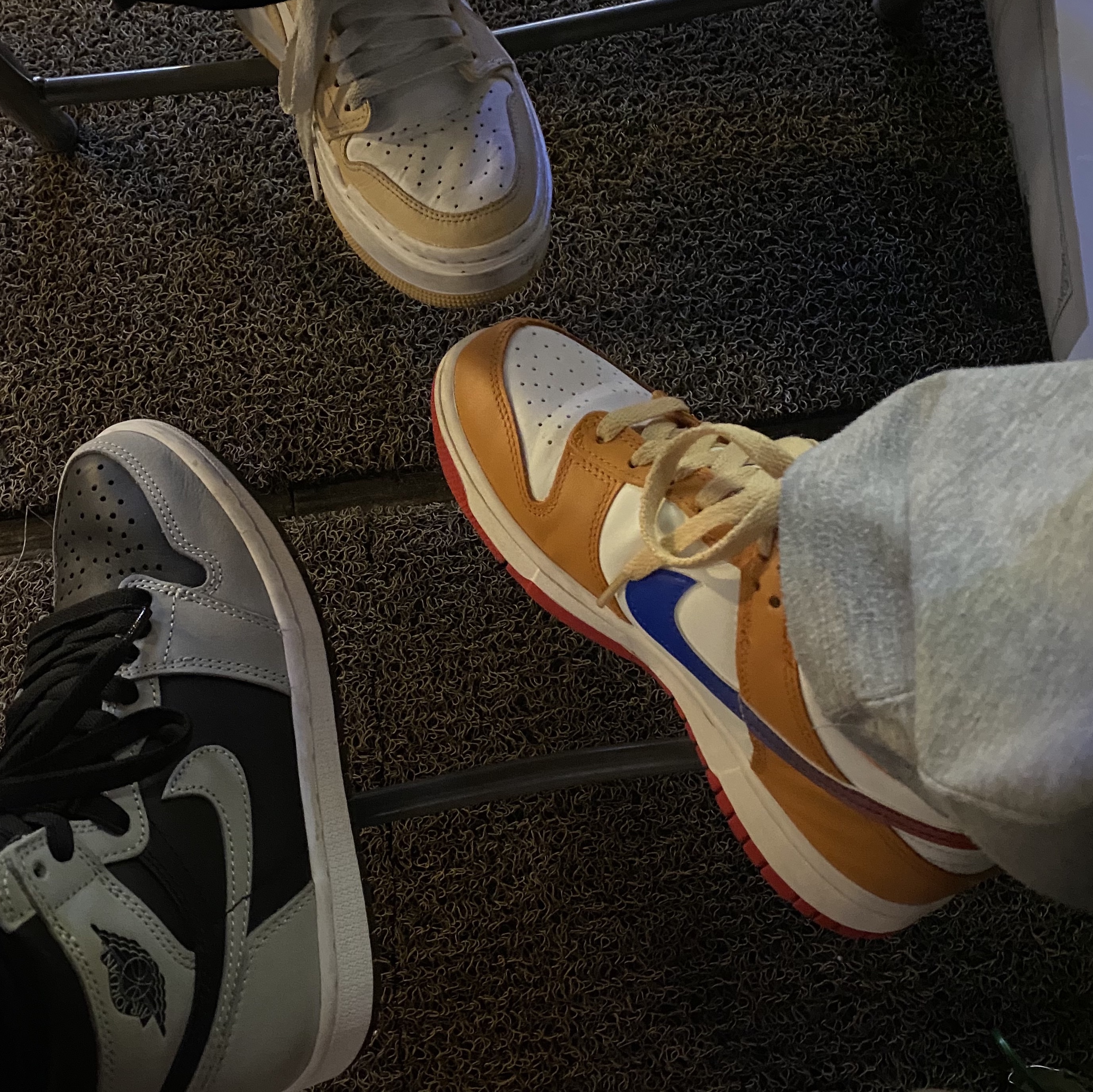 Jordan 1 Retro High OG Shadow 2.0 착용 스타일 - 2