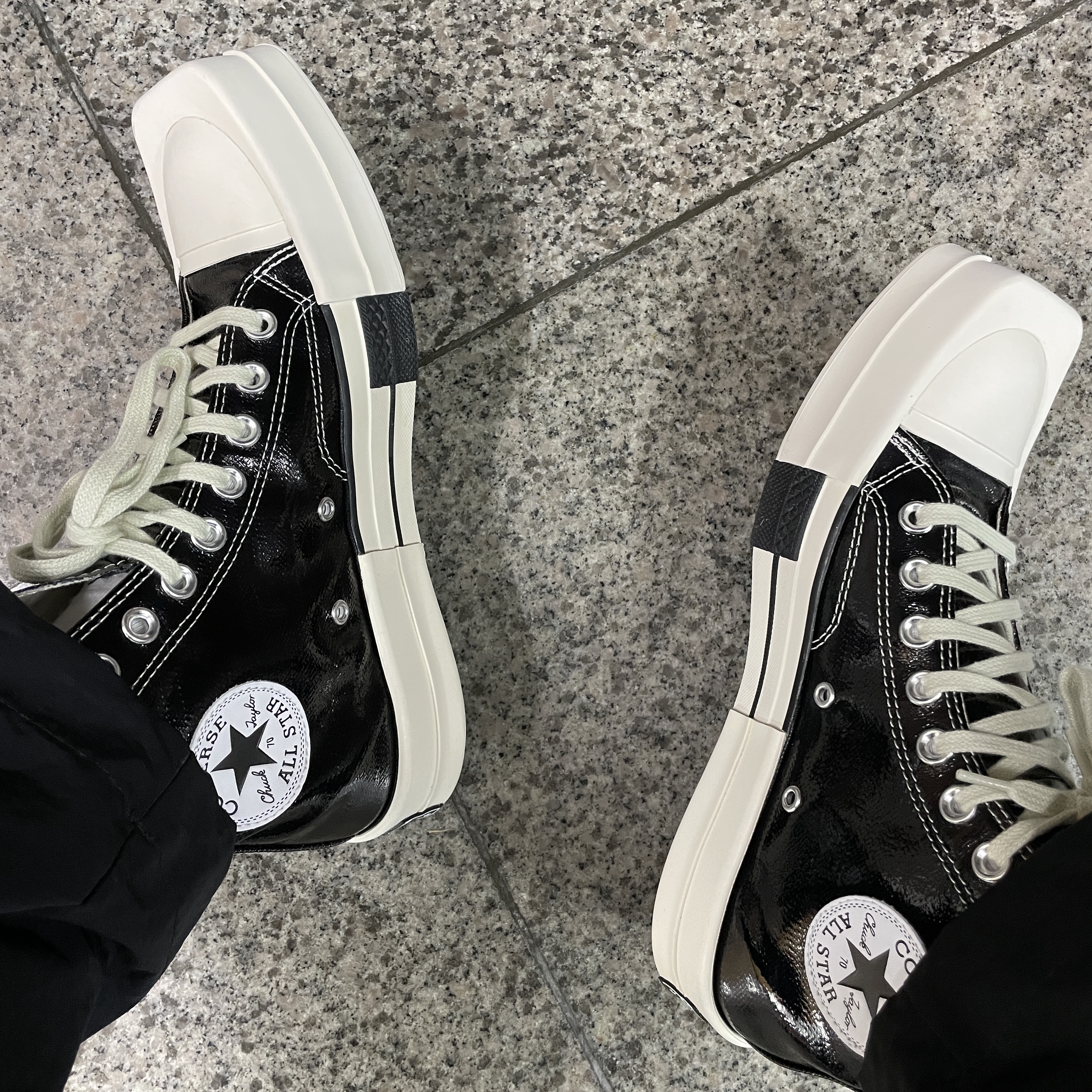 Converse x Drkshdw Turbodrk Chuck 70 Hi Black Lacquered Denim 착용 스타일