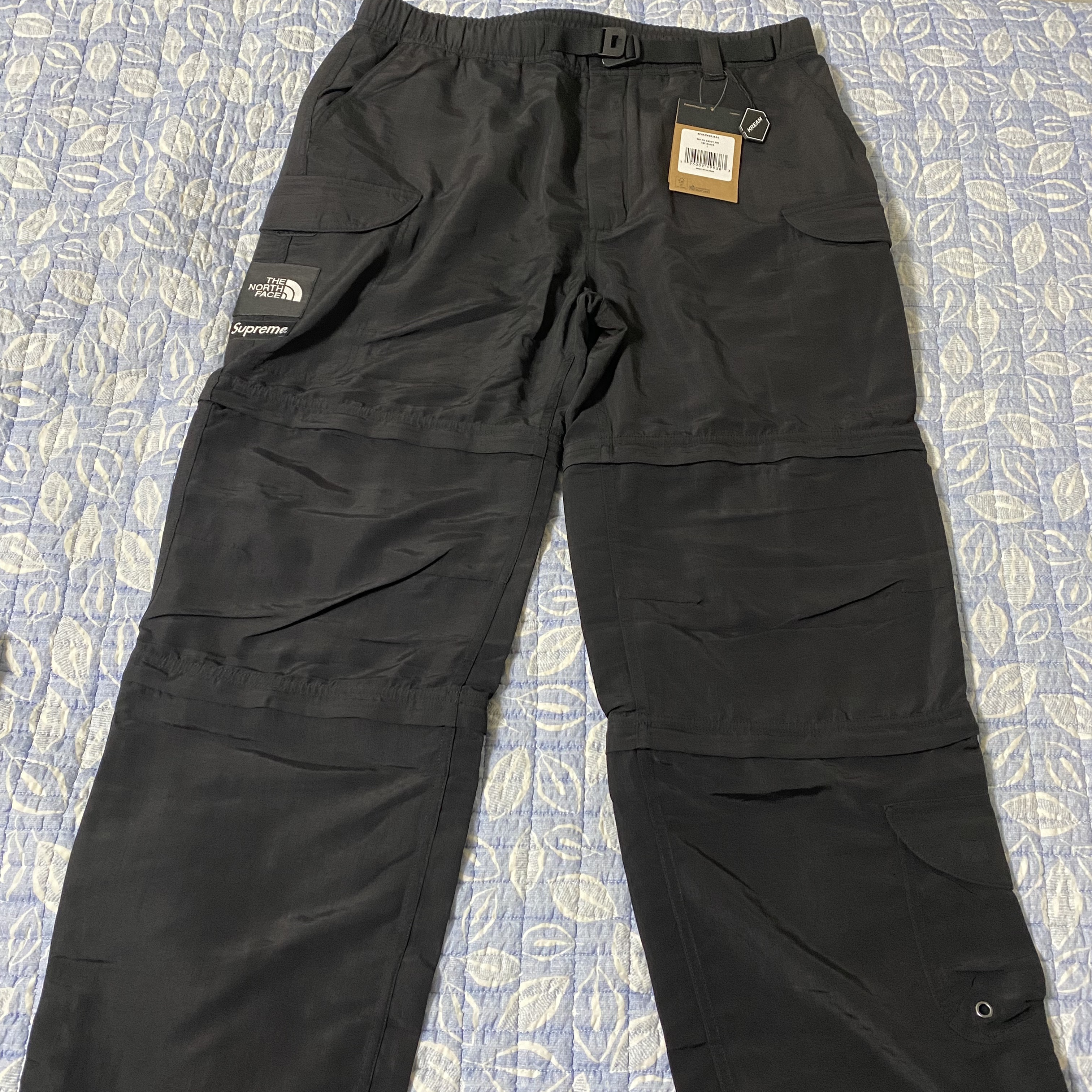 Supreme x The North Face Trekking Zip-Off Belted Pants Black - 22SS 착용 스타일 - 2