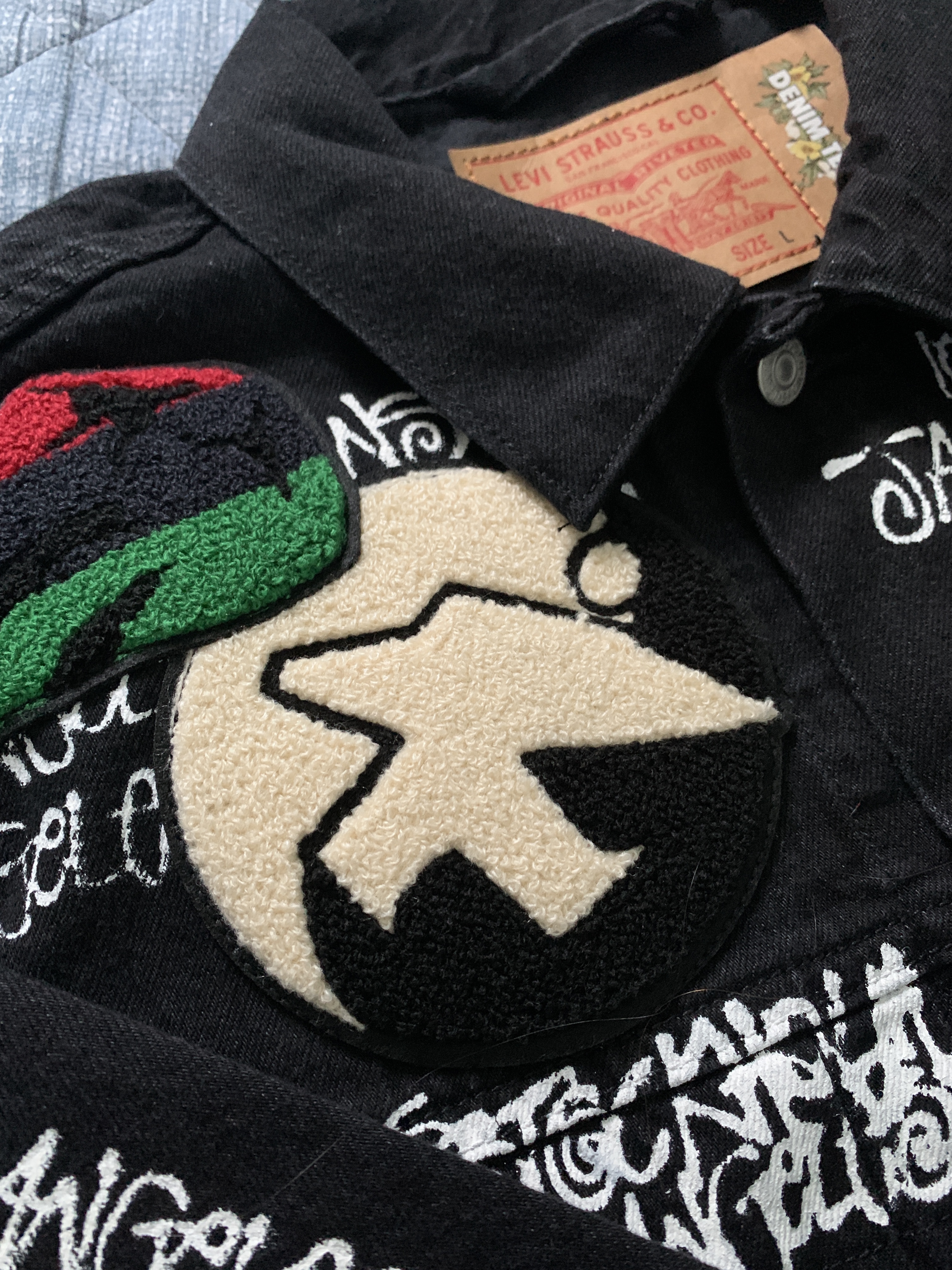 Stussy x Our Legacy x Denim Tears TTL Denim Jacket Black 착용 스타일 - 2