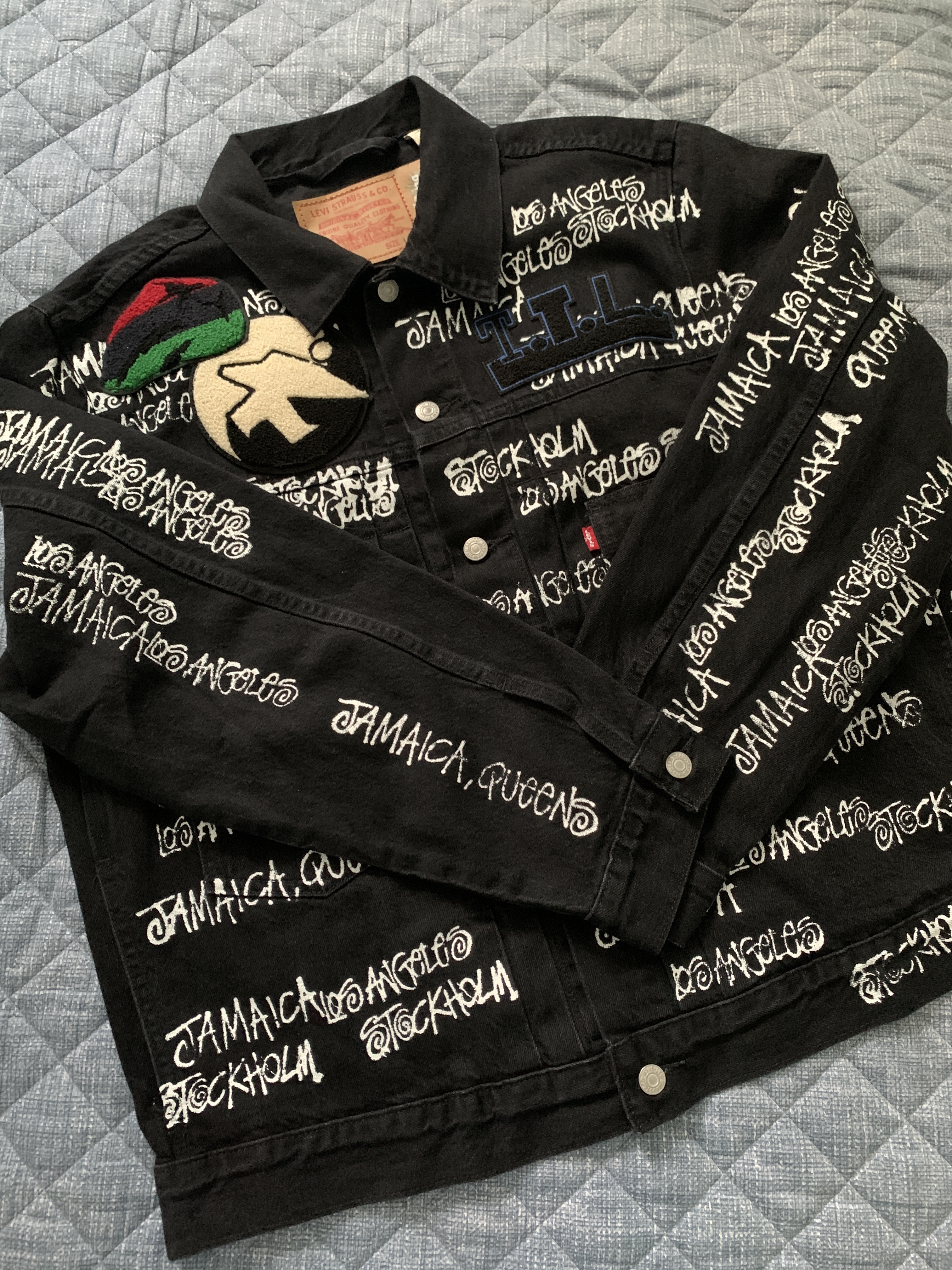 Stussy x Our Legacy x Denim Tears TTL Denim Jacket Black 착용 스타일 - 1